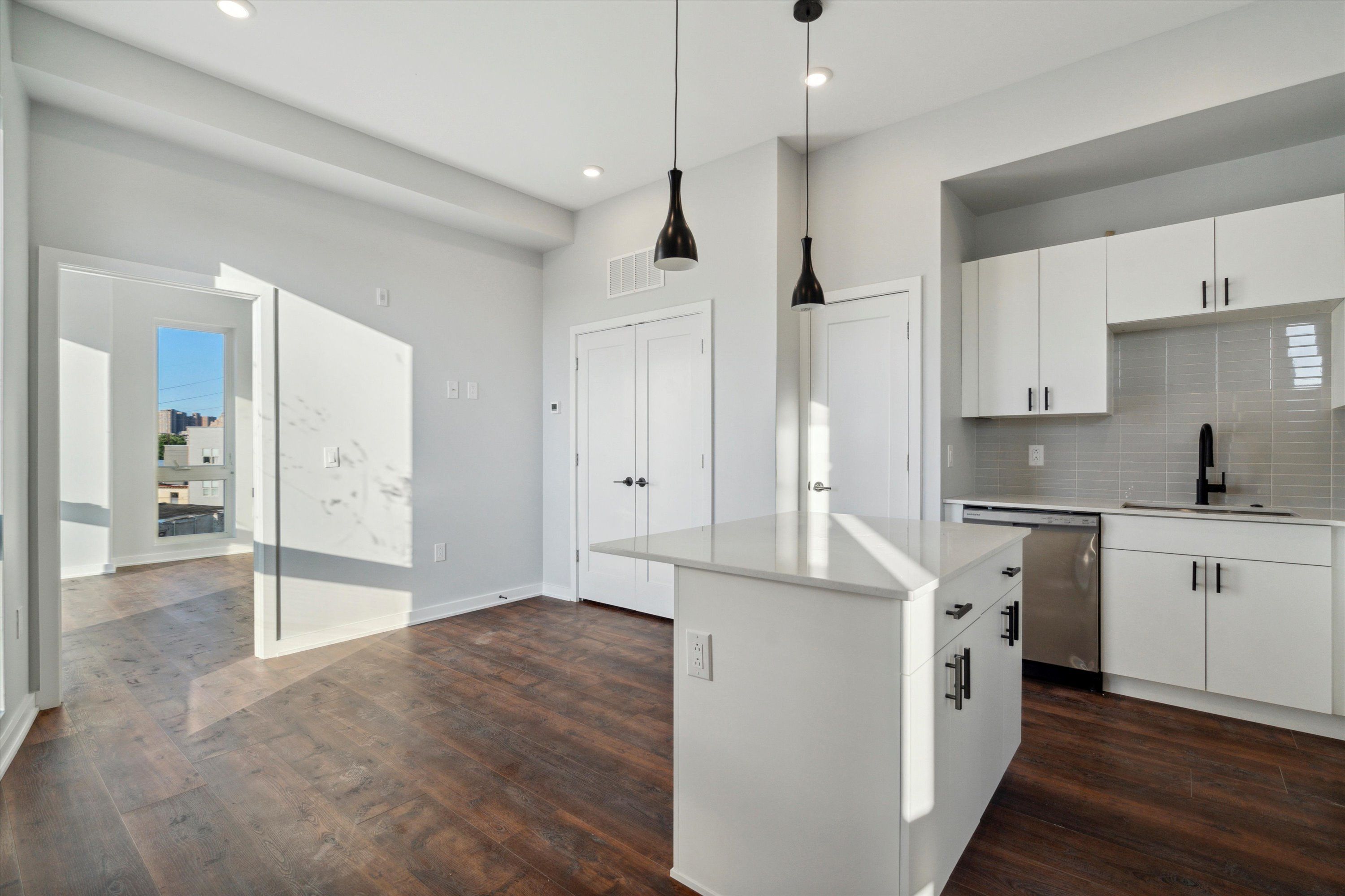 2731 Federal ST Unit 202