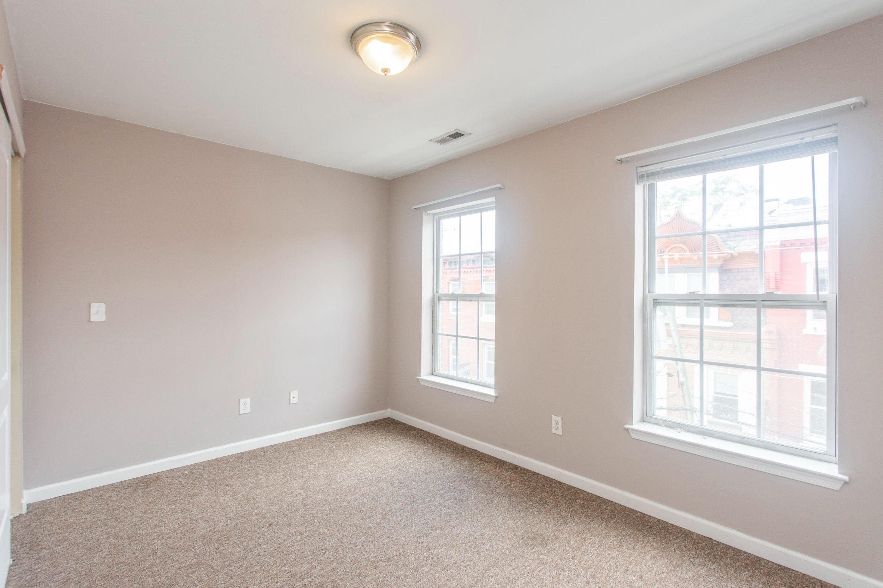 1835 WILLINGTON ST Unit 2