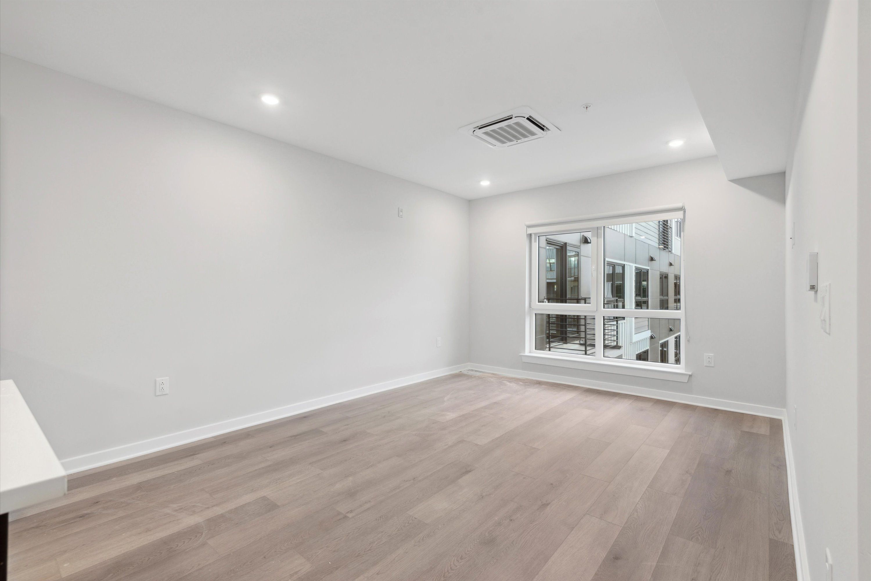 3449 SCOTTS LANE Unit B323