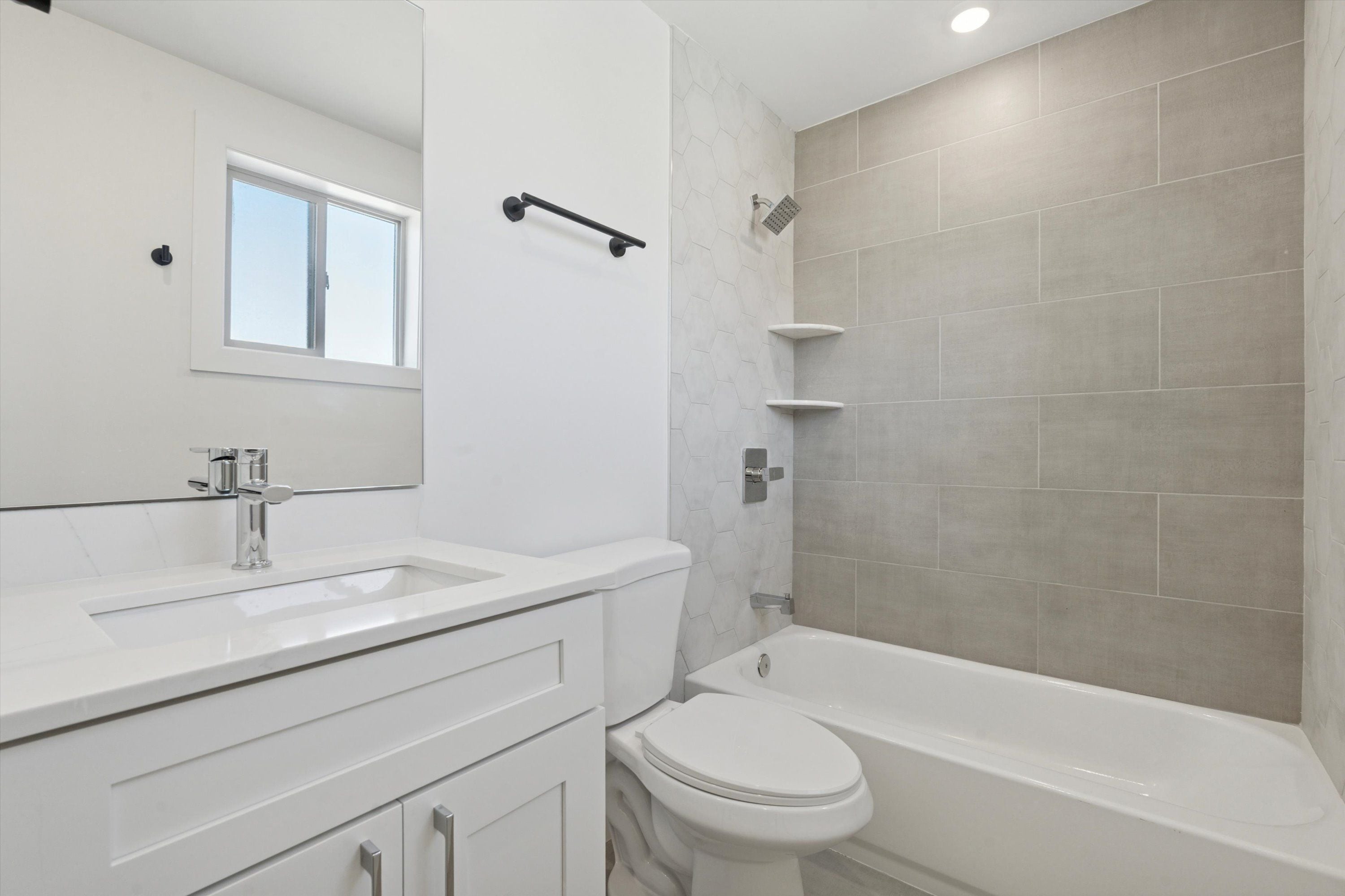 2401 N 2ND ST Unit B3