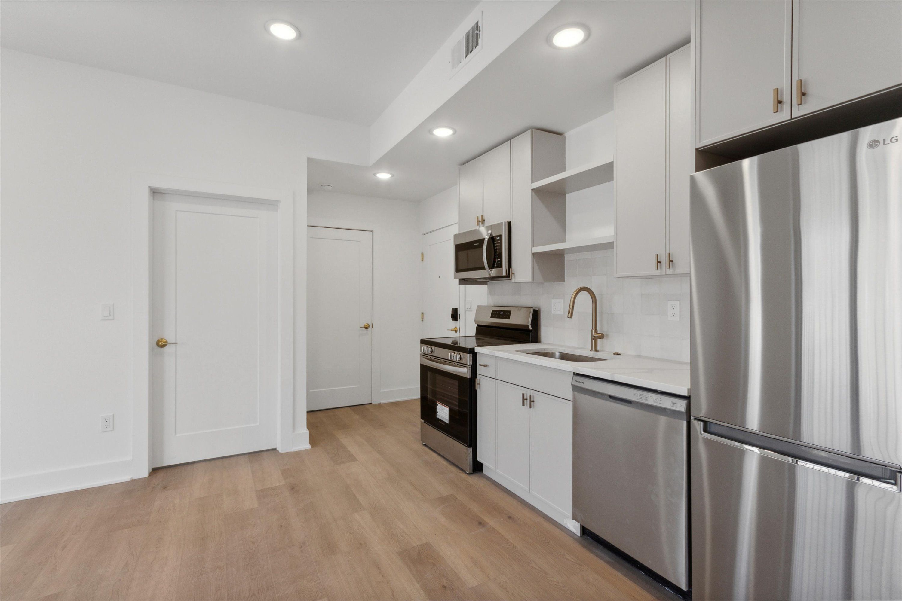 367 W Hortter St Unit 205