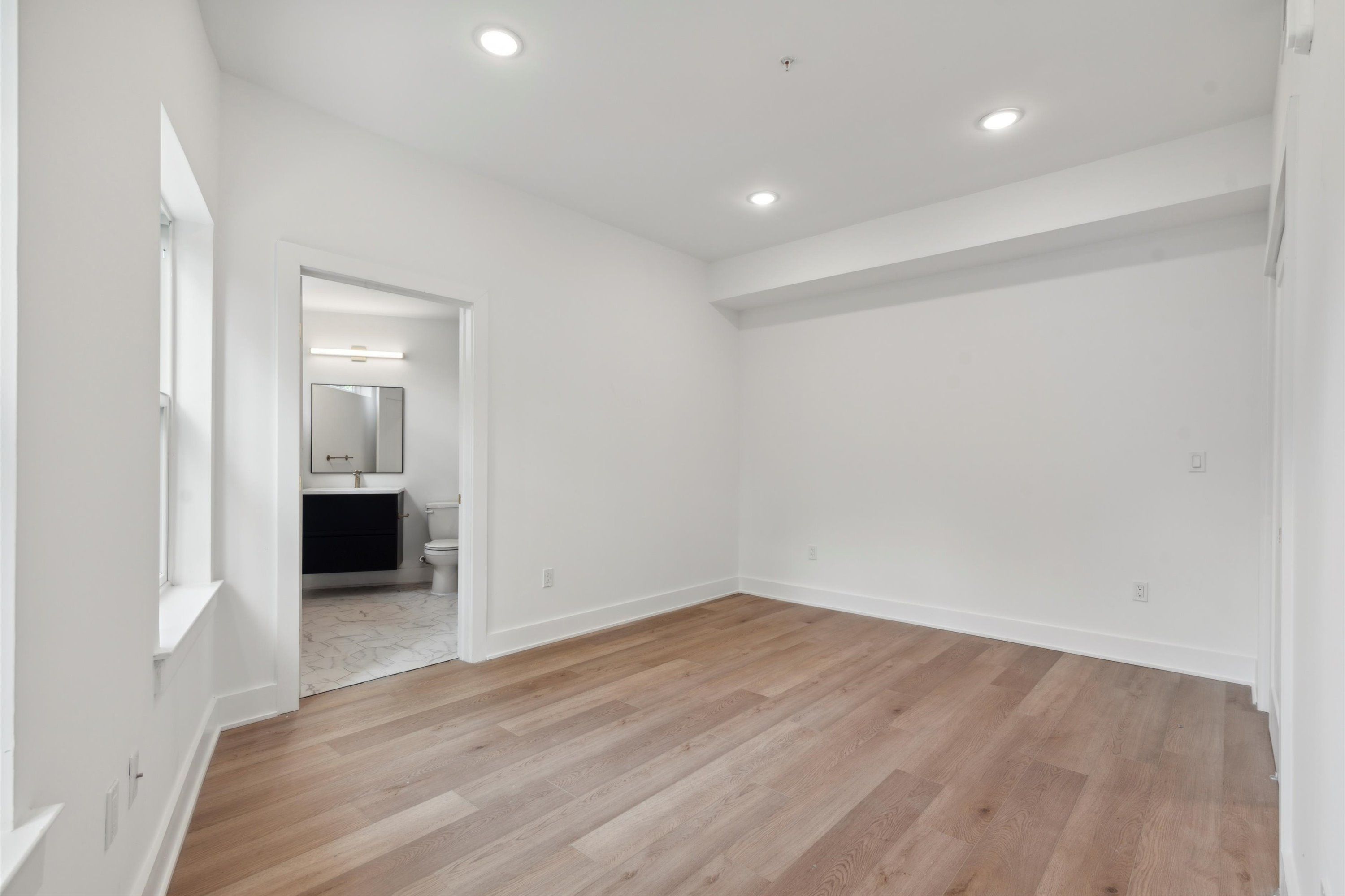 367 W Hortter St Unit 208