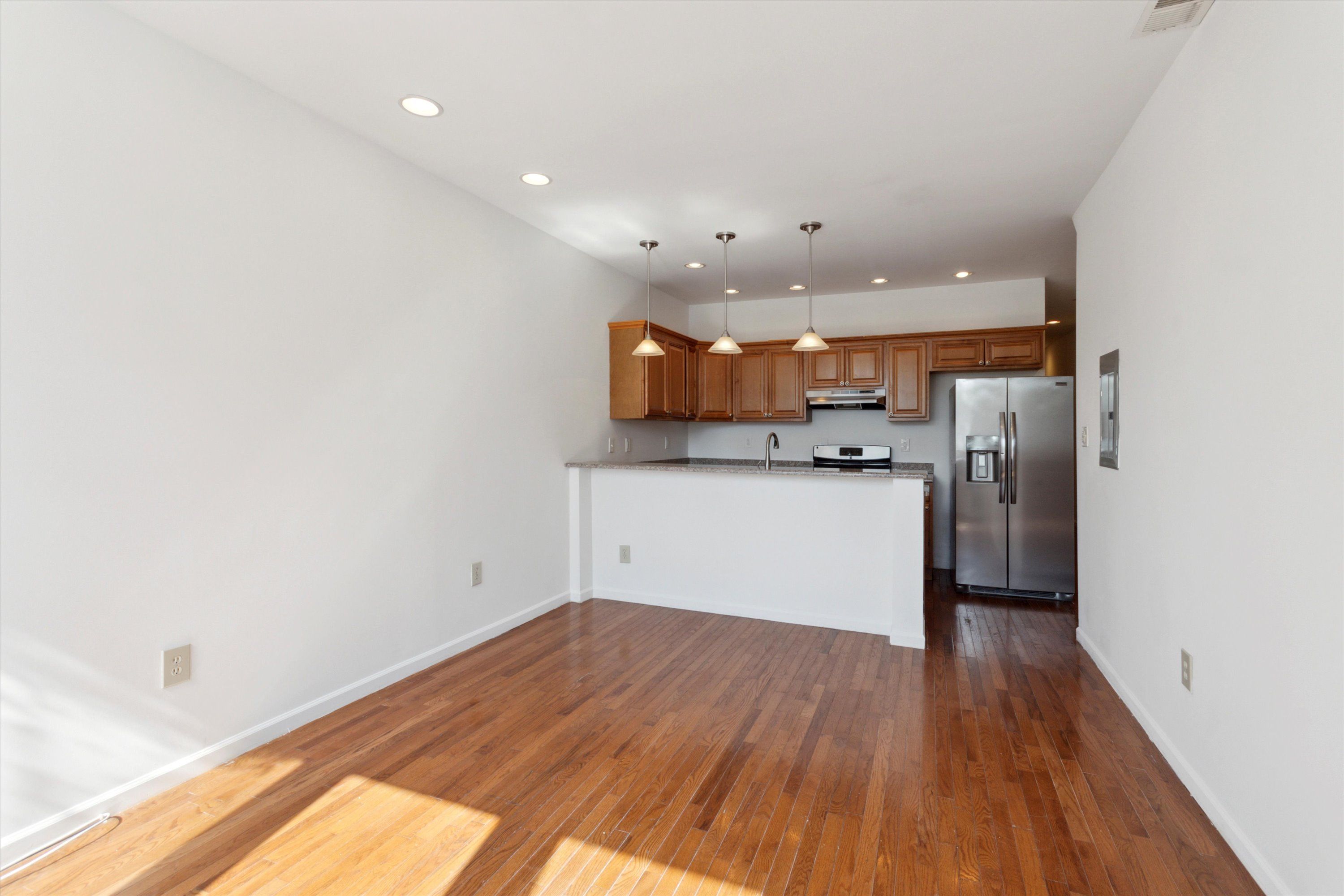 1629 GERMANTOWN AVE Unit 1