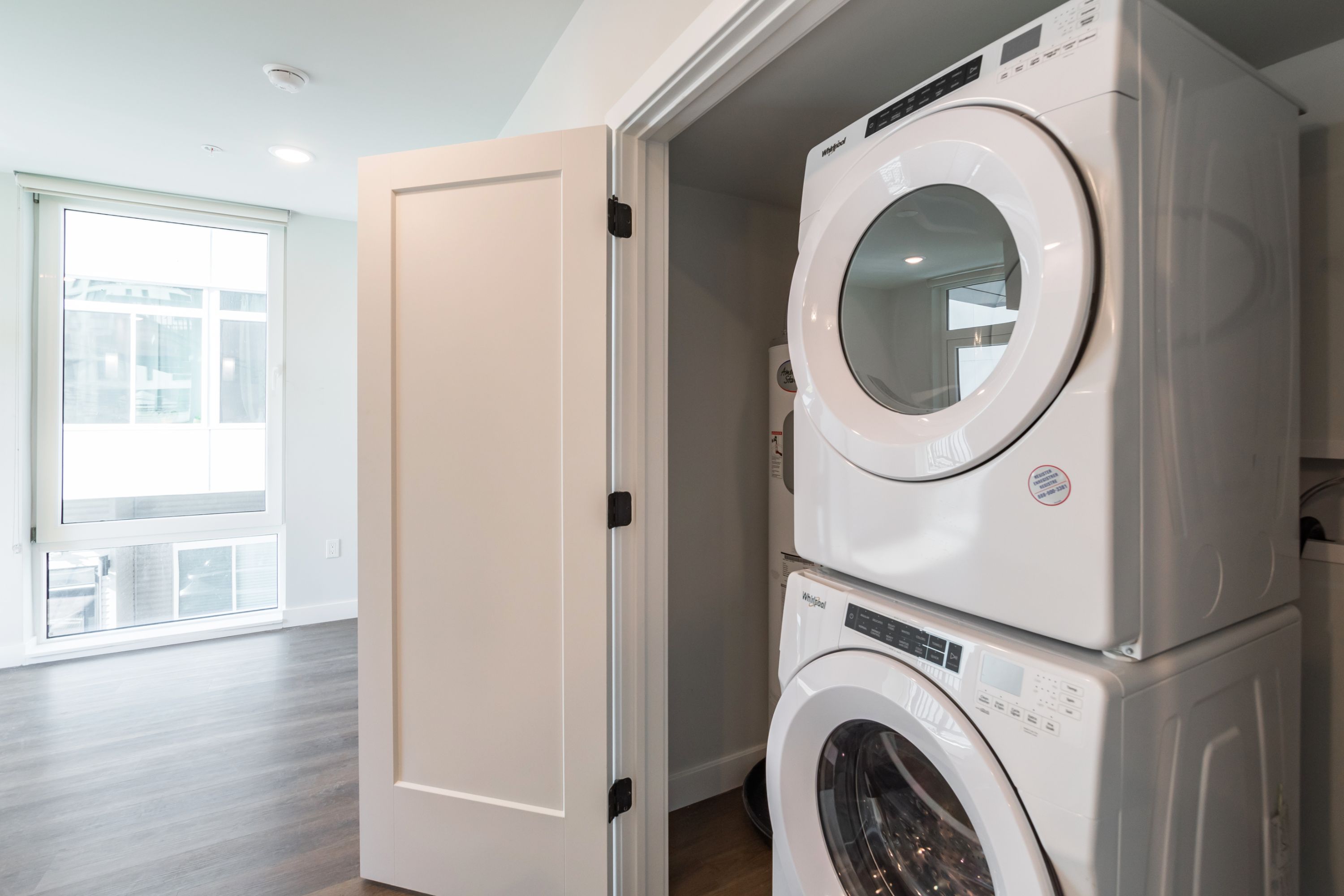 1102 GERMANTOWN AVENUE Unit 204