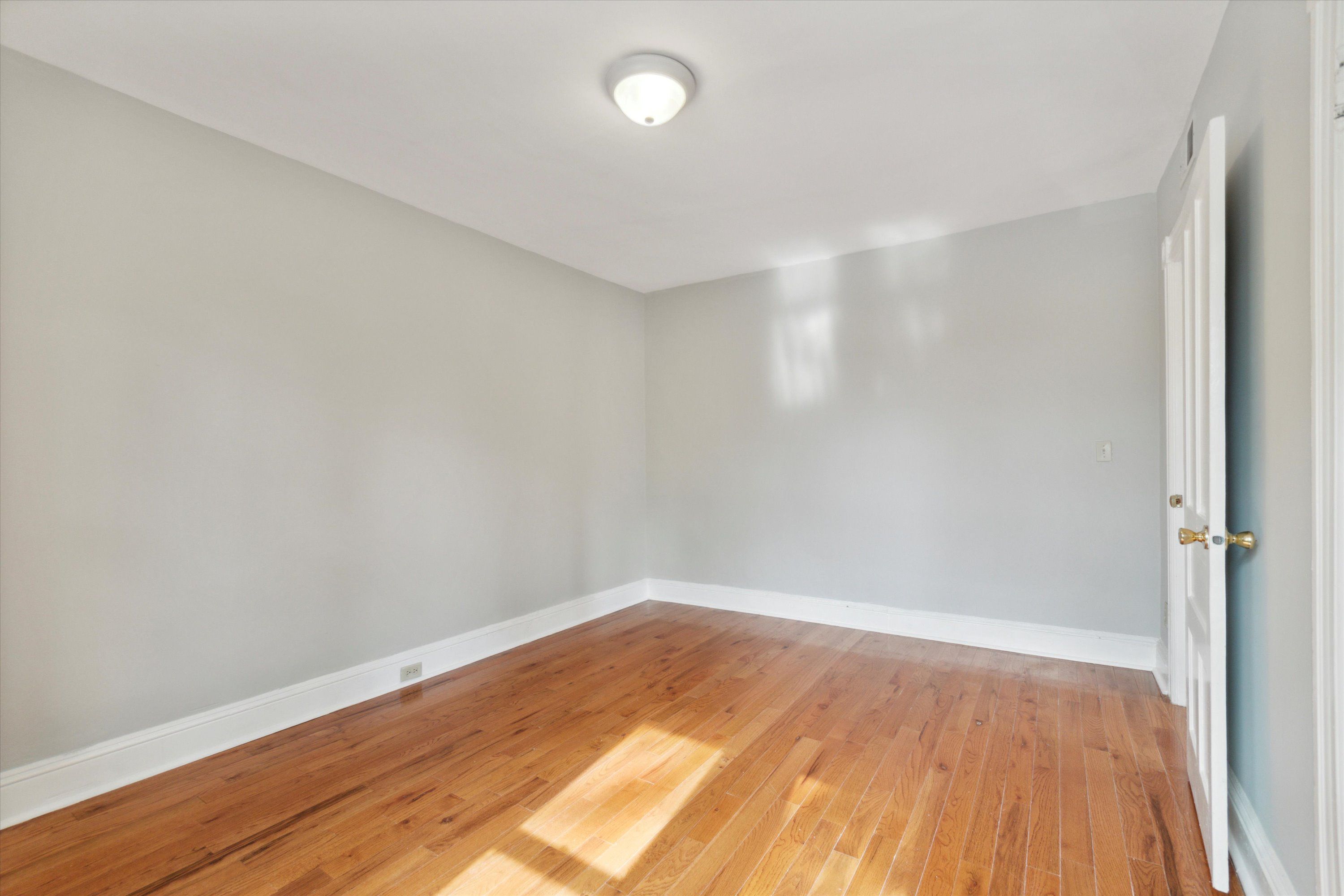 272 Nassau St Unit 3