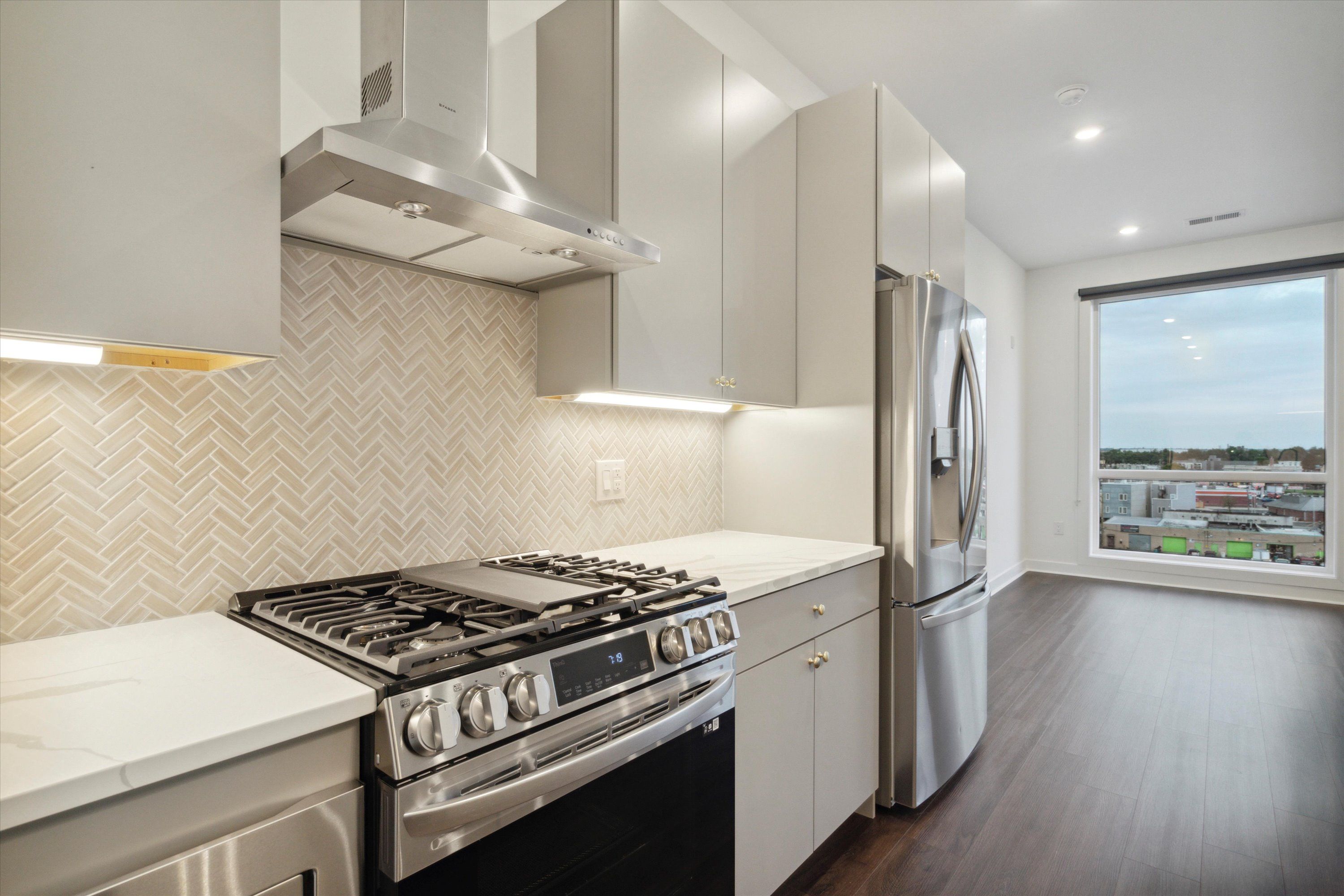 2636 E YORK ST Unit 605