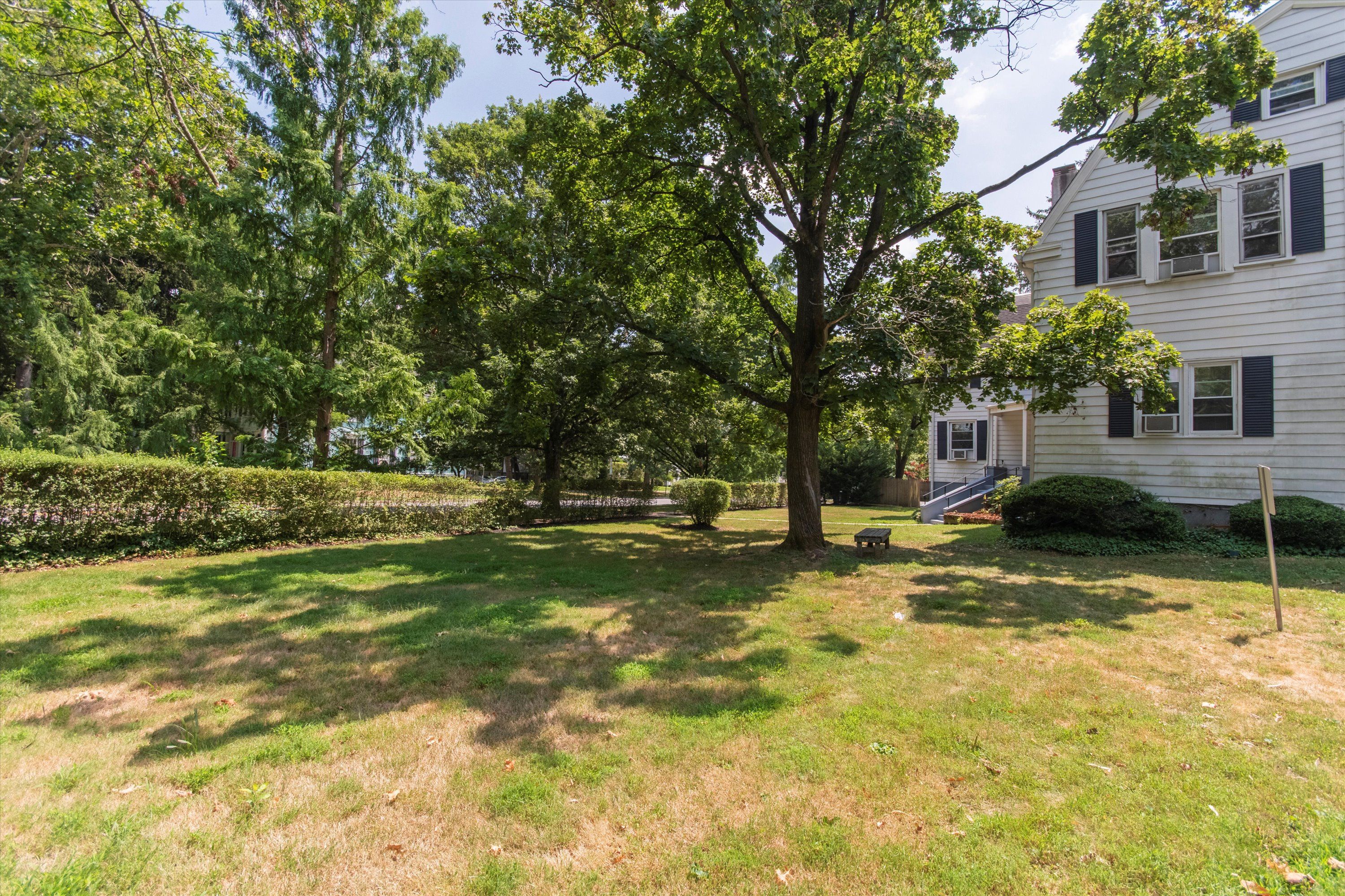 291-293 Nassau St Unit 4