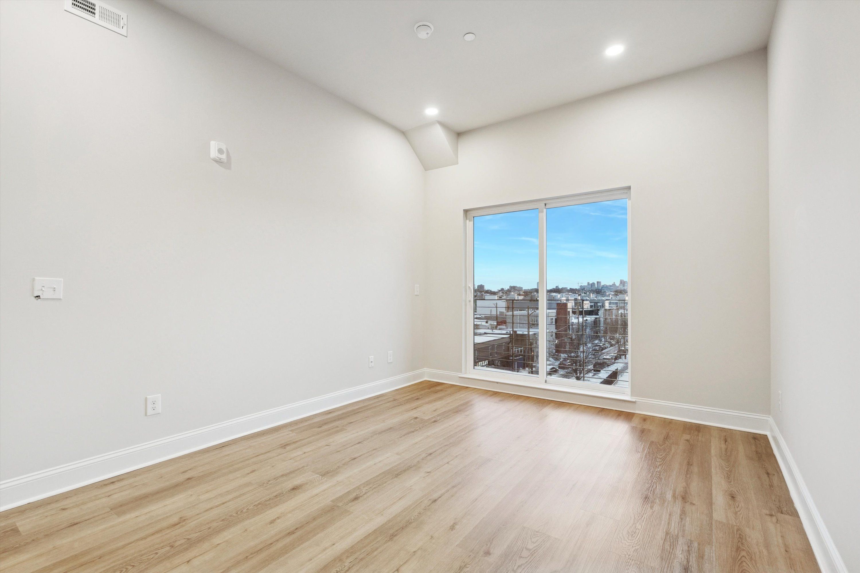 2153 E LEHIGH AVE Unit 312