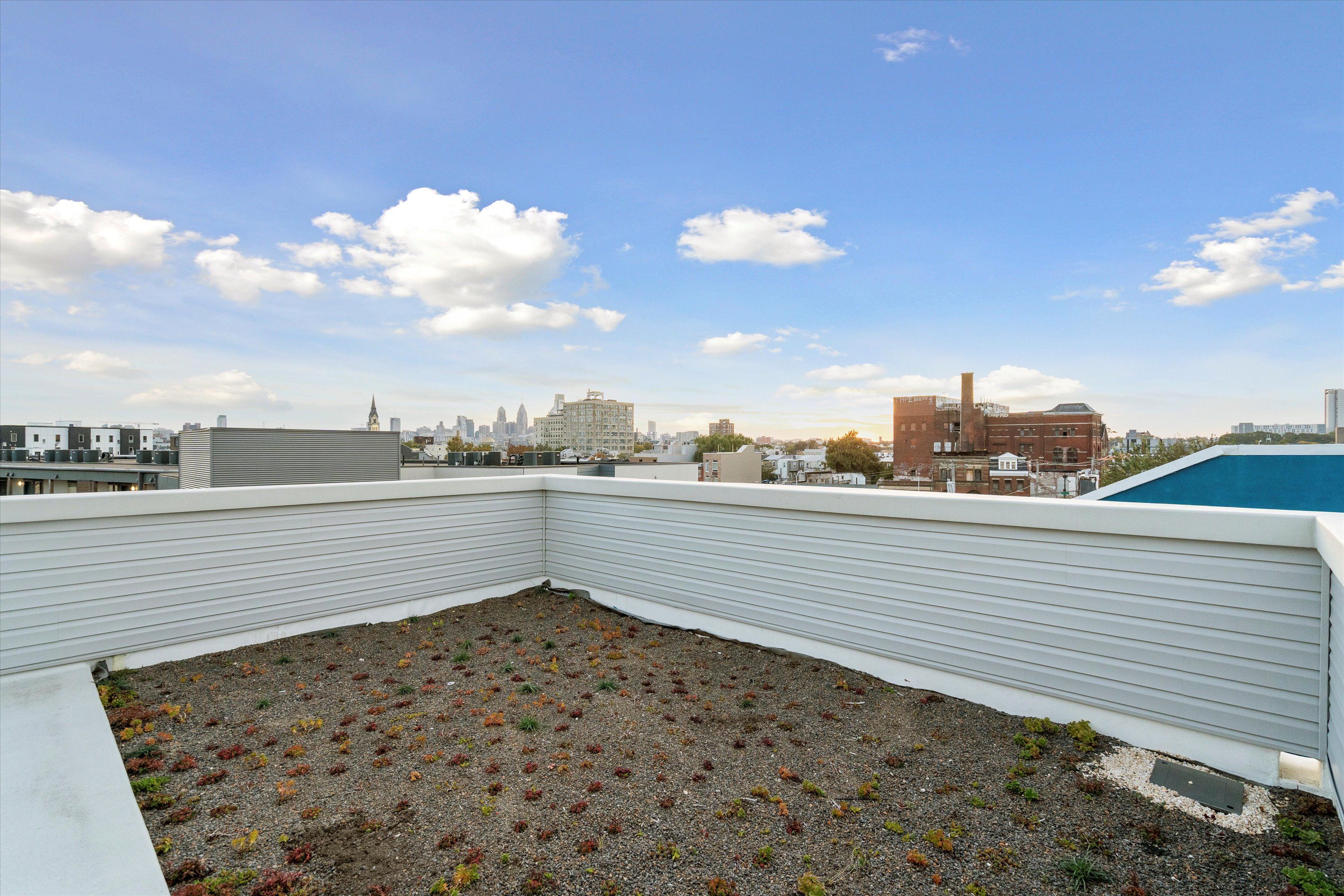 249 W OXFORD ST Unit 1