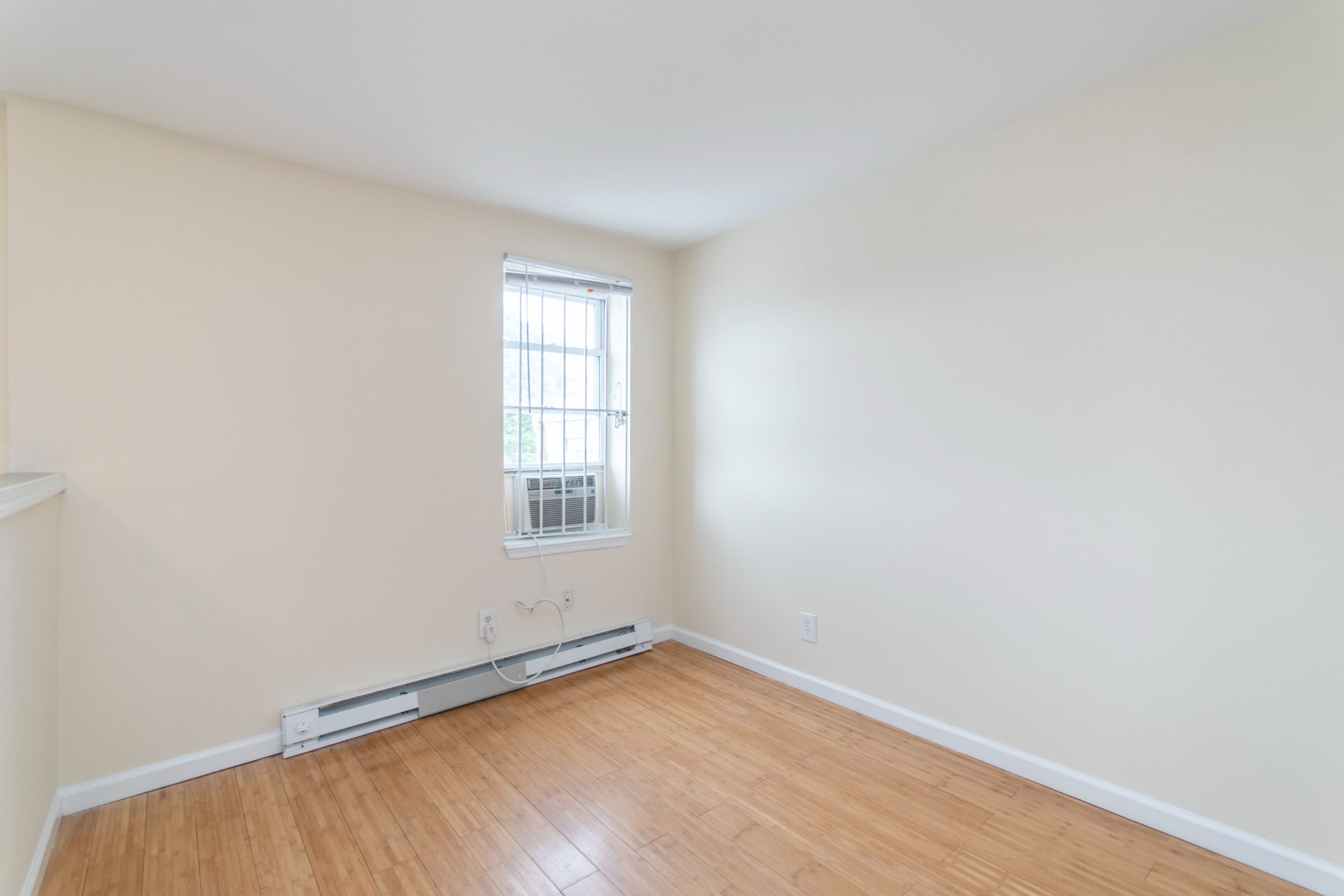 1616 WILLINGTON ST Unit 3