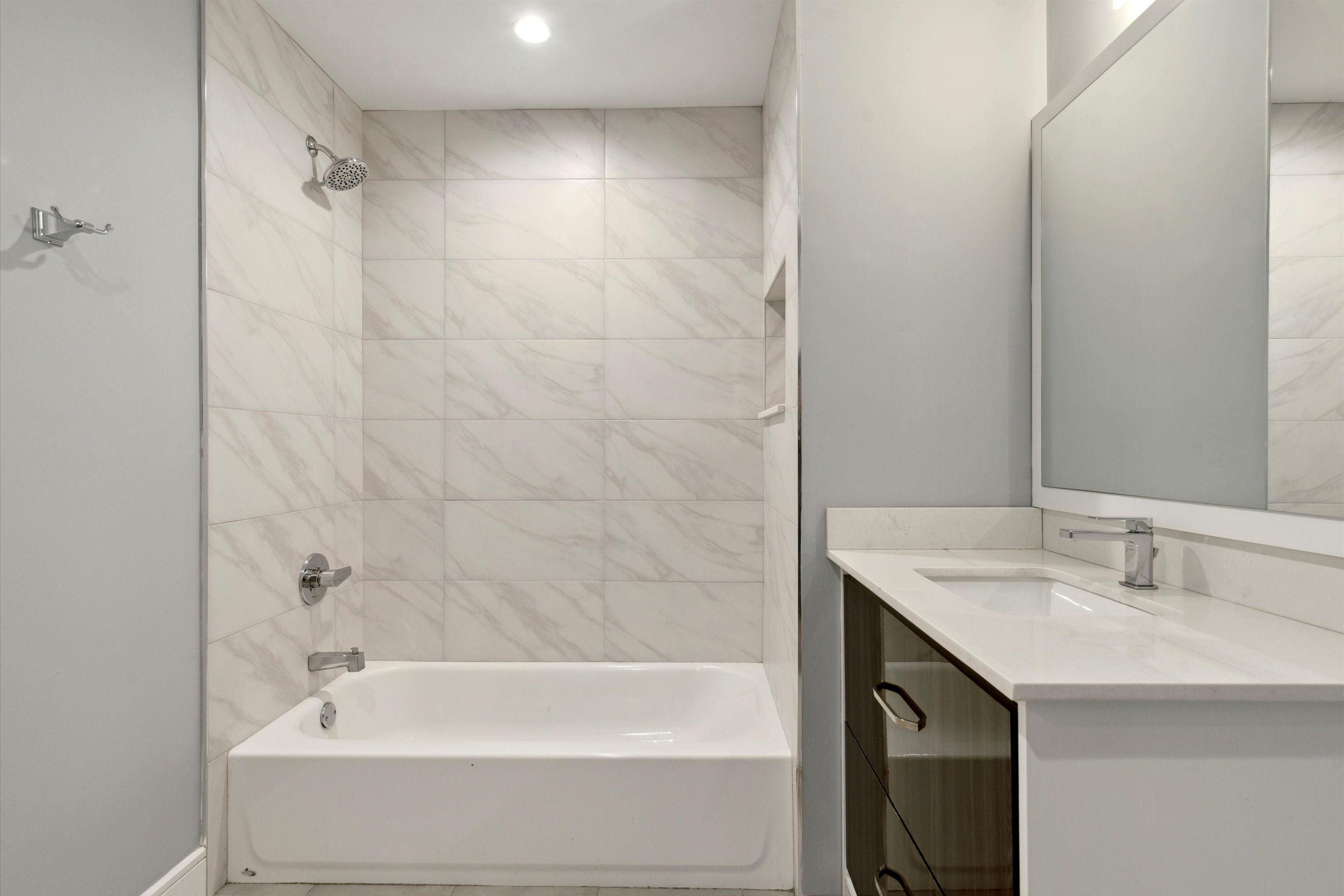 1222 N Marshall ST Unit 102