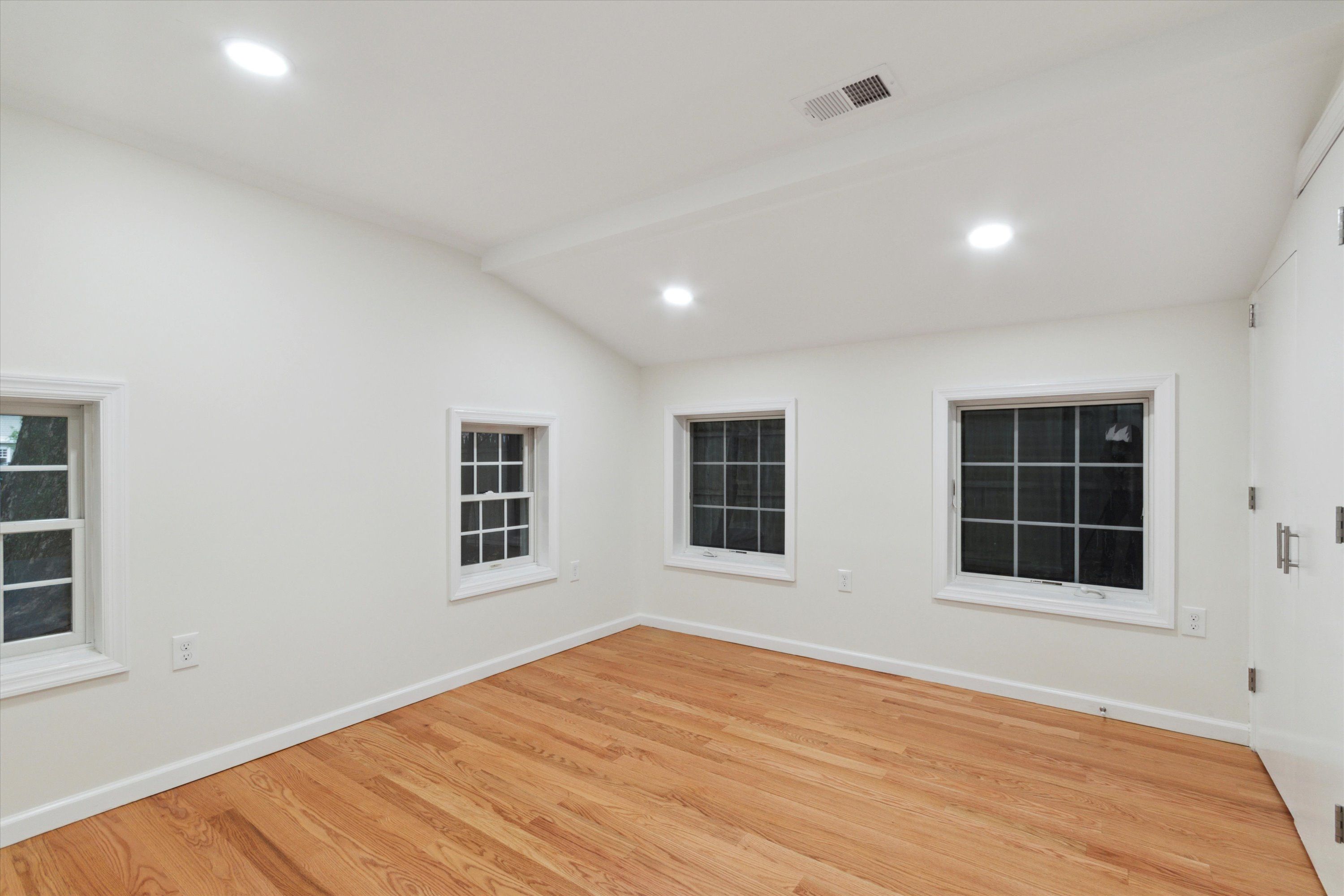 3 Princeton Ave