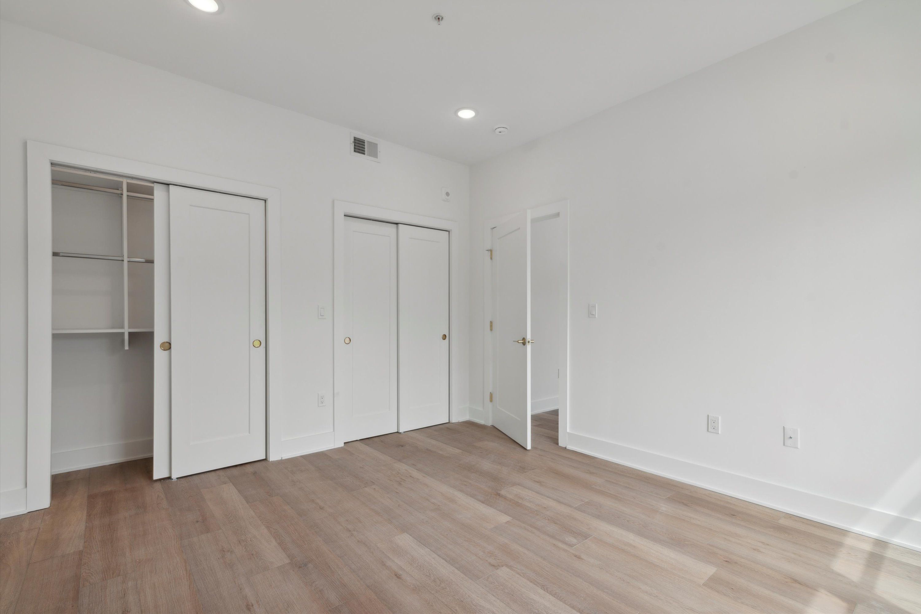 367 W Hortter St Unit 401