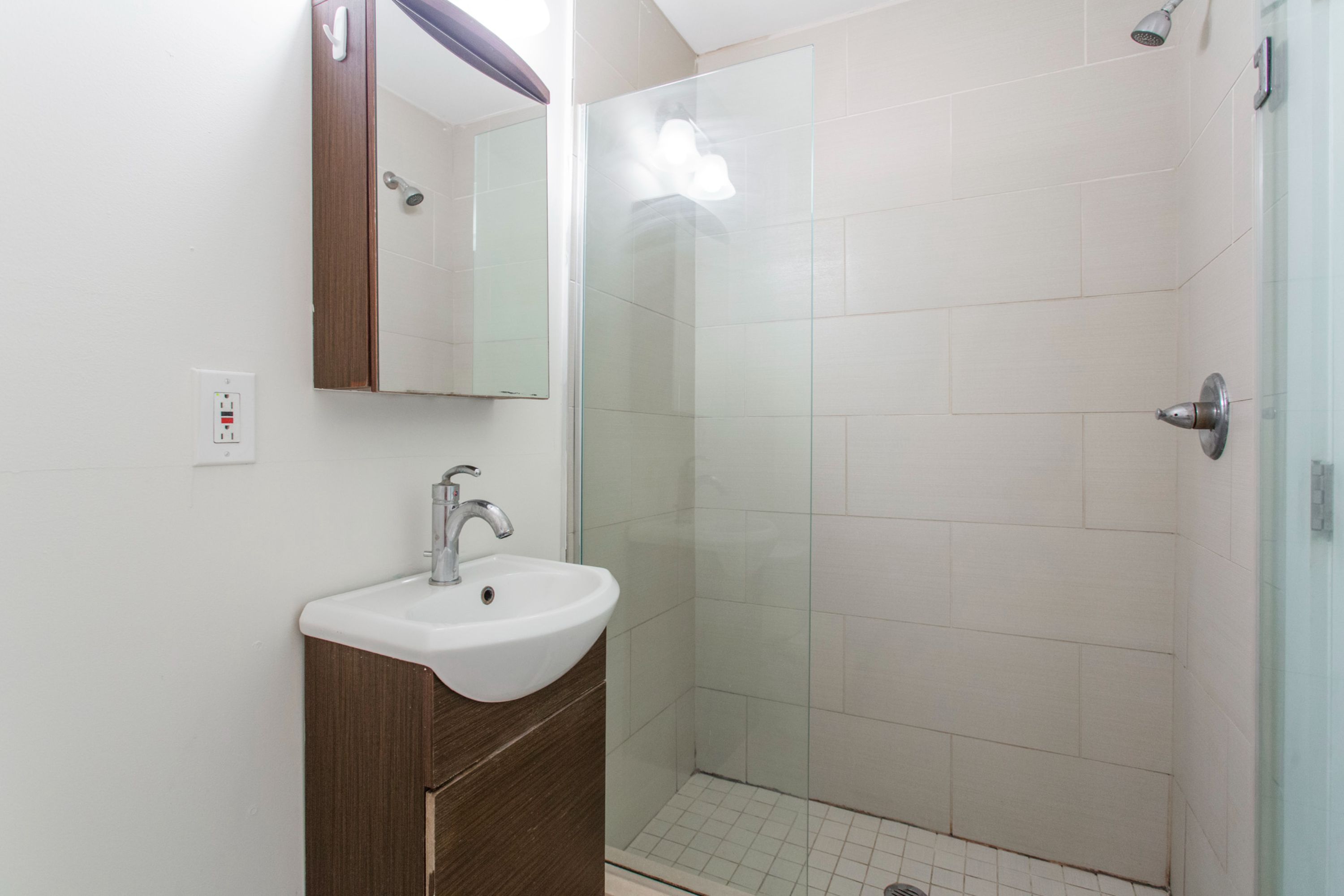 3835-37 HAMILTON ST Unit 5