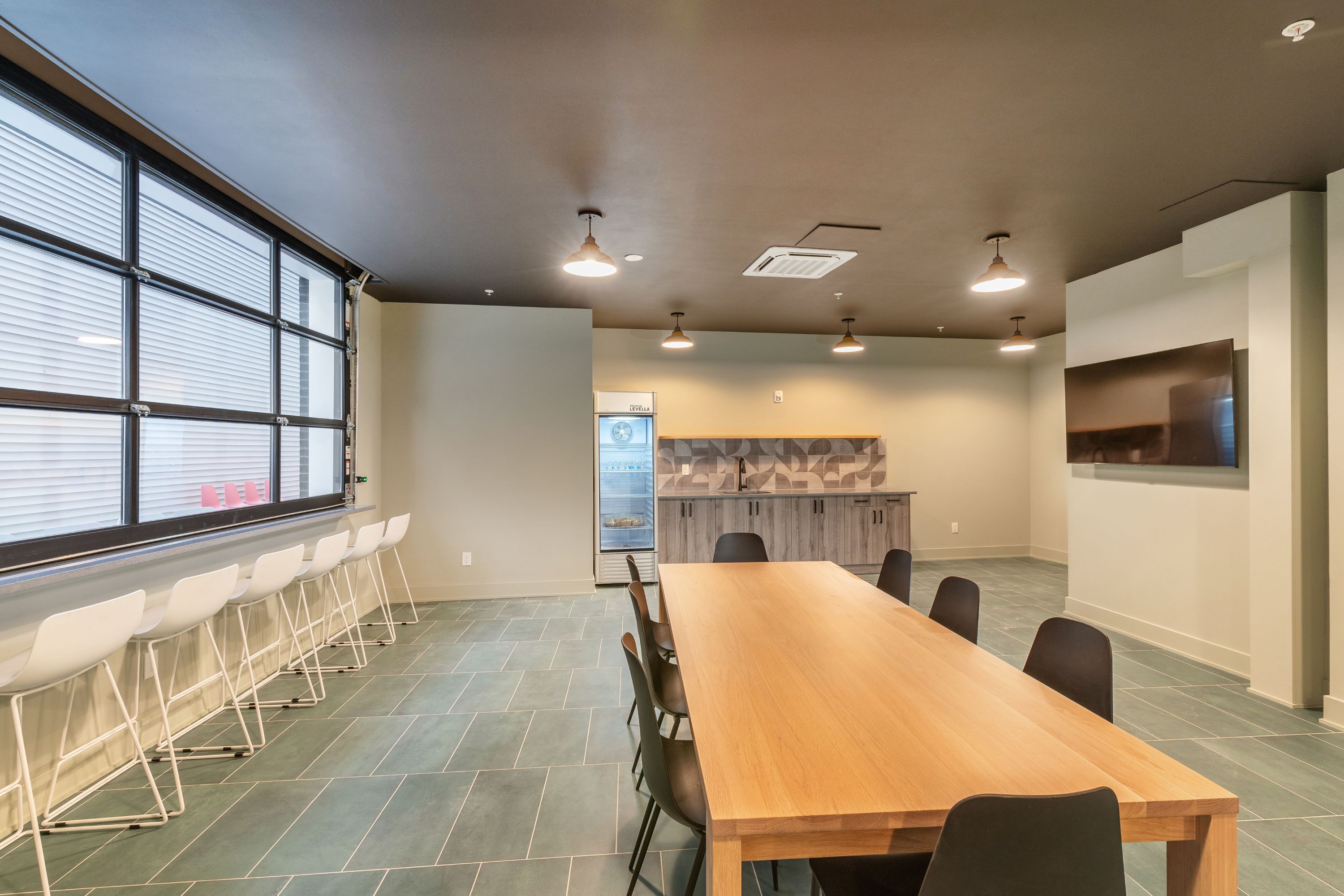 629 W GIRARD AVE Unit 307