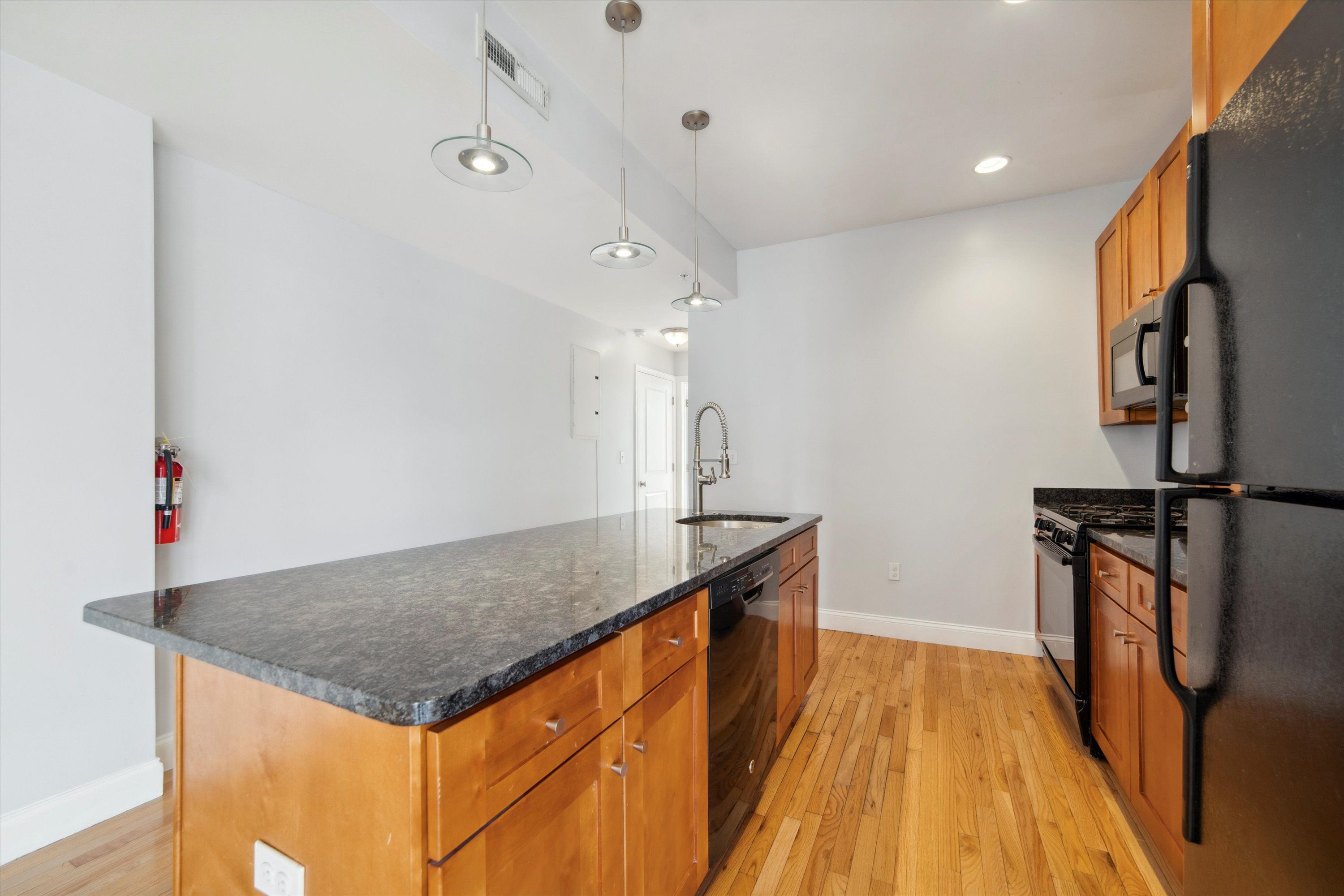 1921 N 18TH ST Unit 3