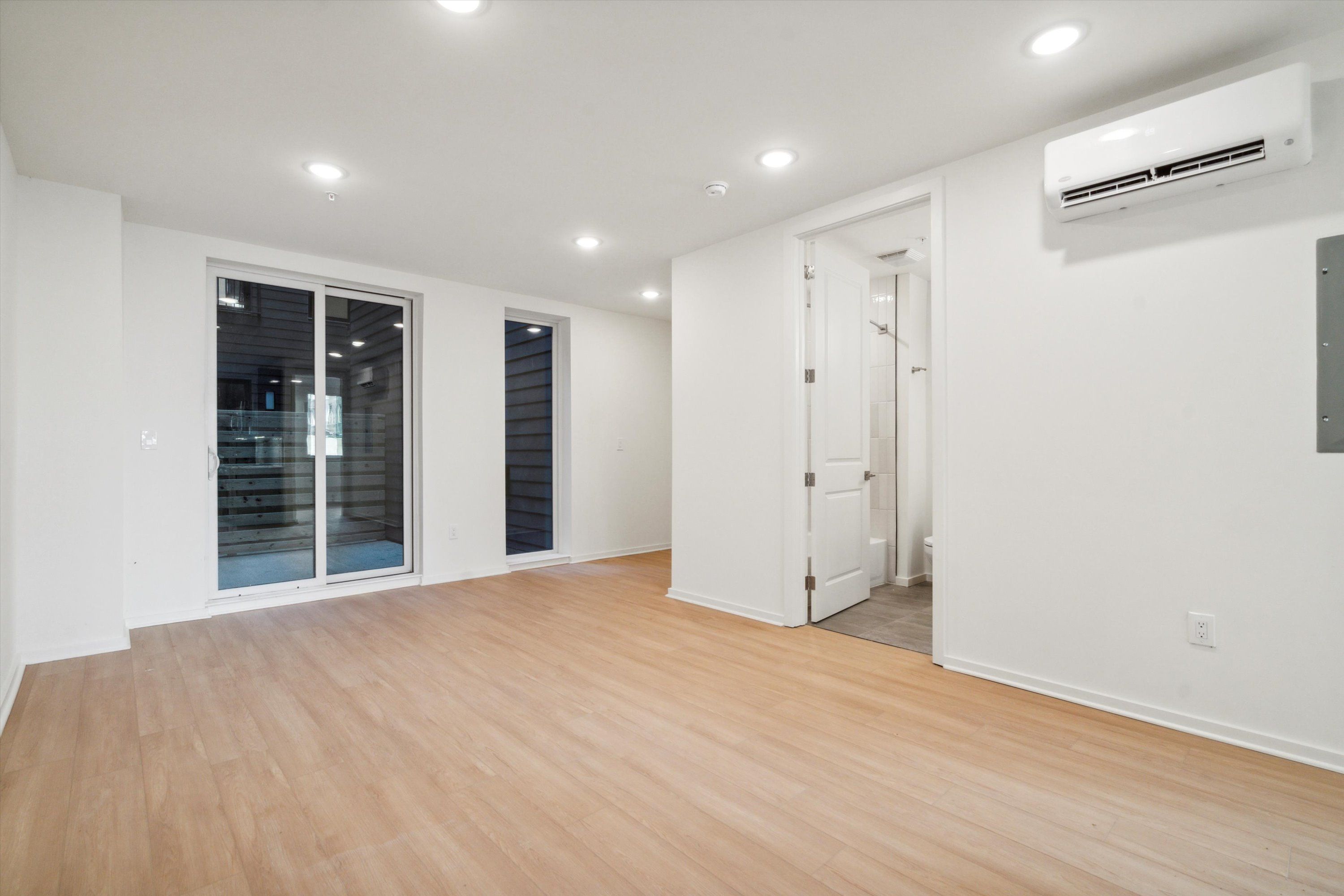 225 N 12TH ST Unit 104