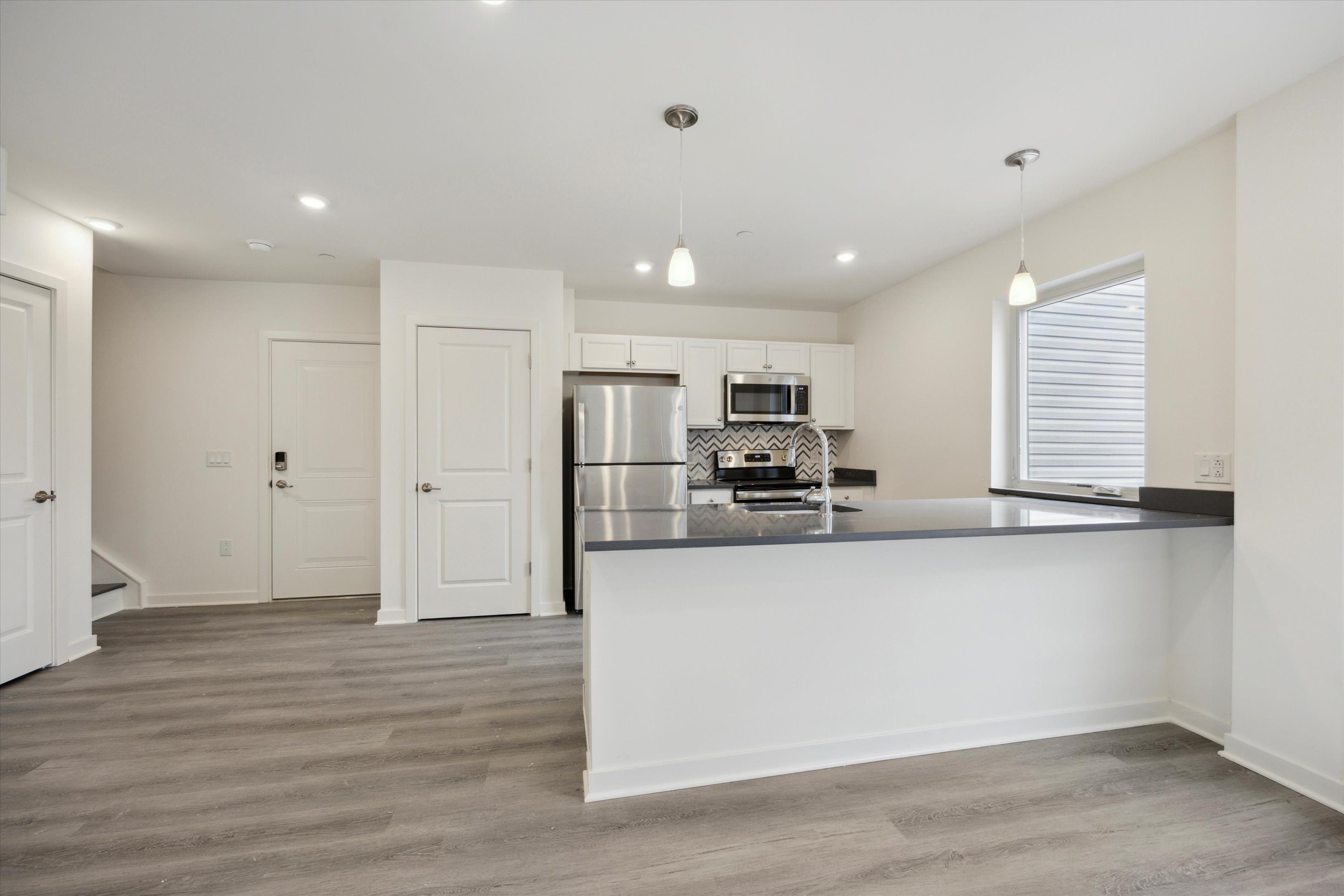 2451 FRANKFORD AVE Unit 203