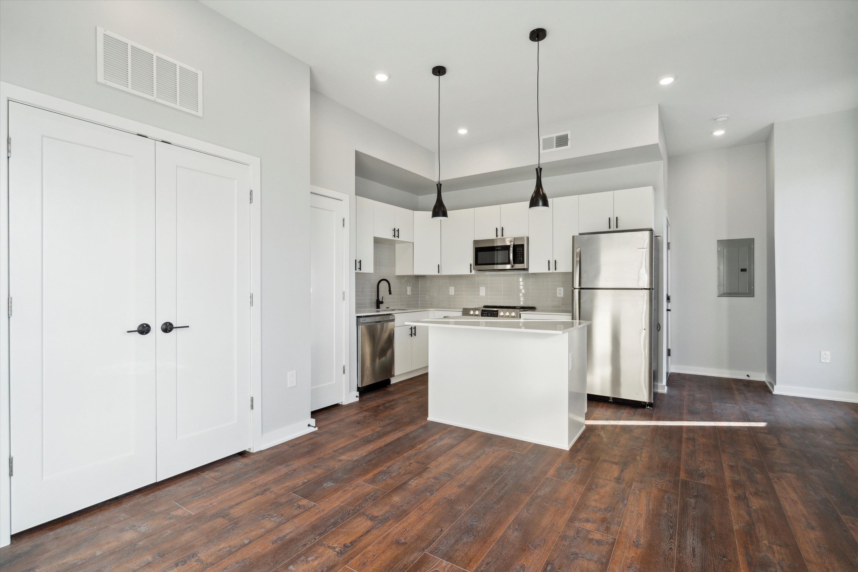 2731 Federal ST Unit 202