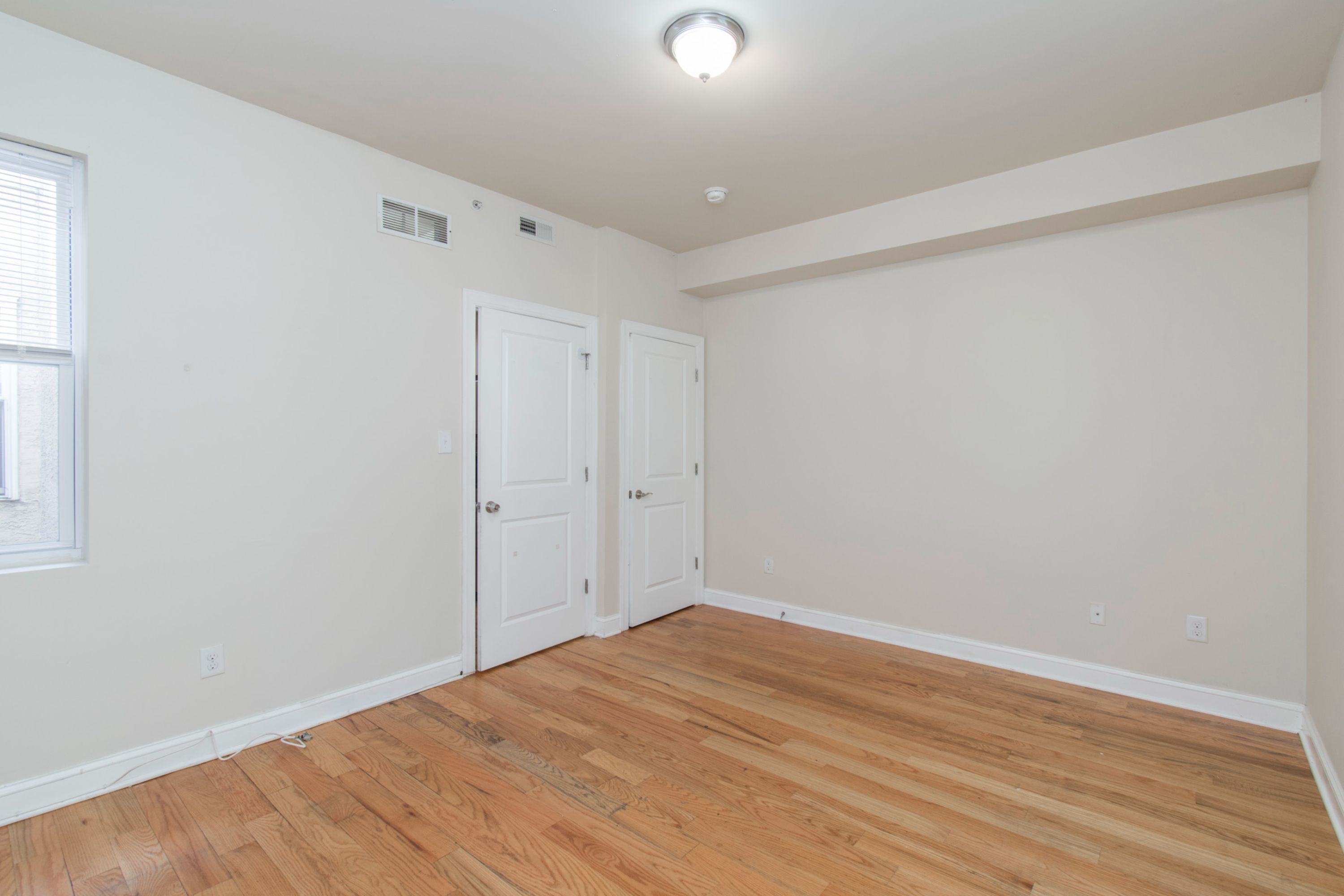 2043 N GRATZ ST Unit 2