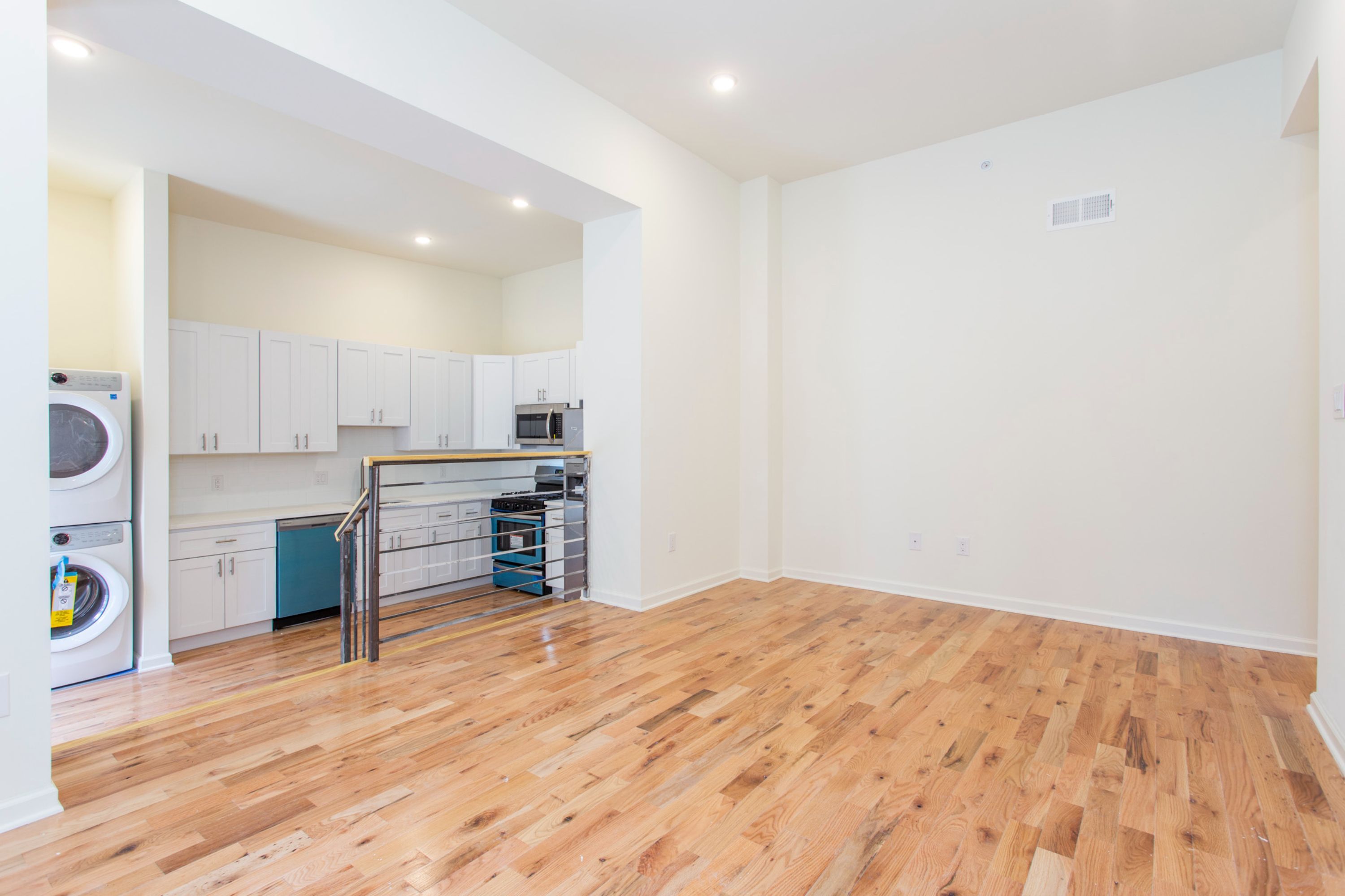 640 N 32ND ST Unit 1F