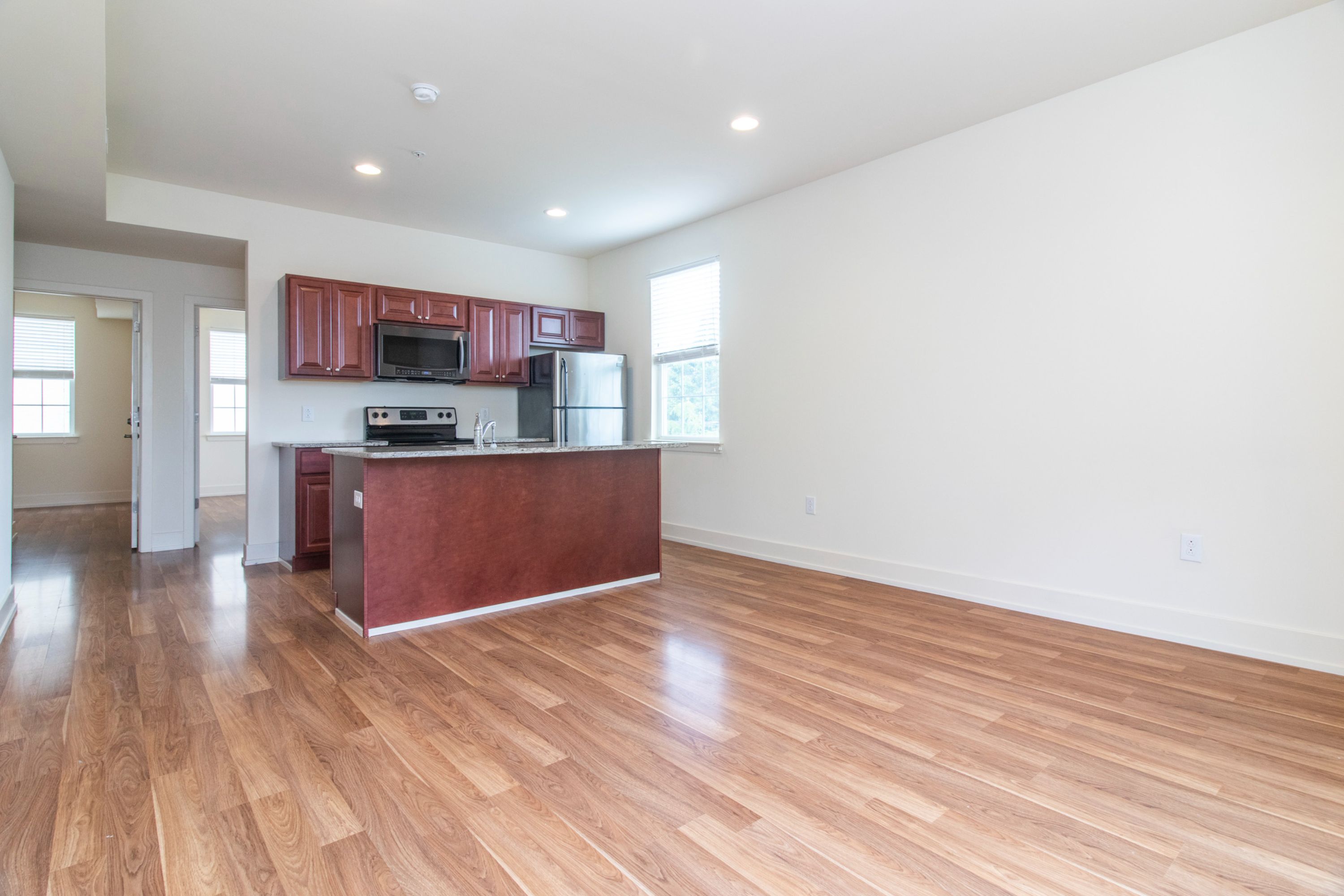 1904 N MARSHALL ST Unit 2