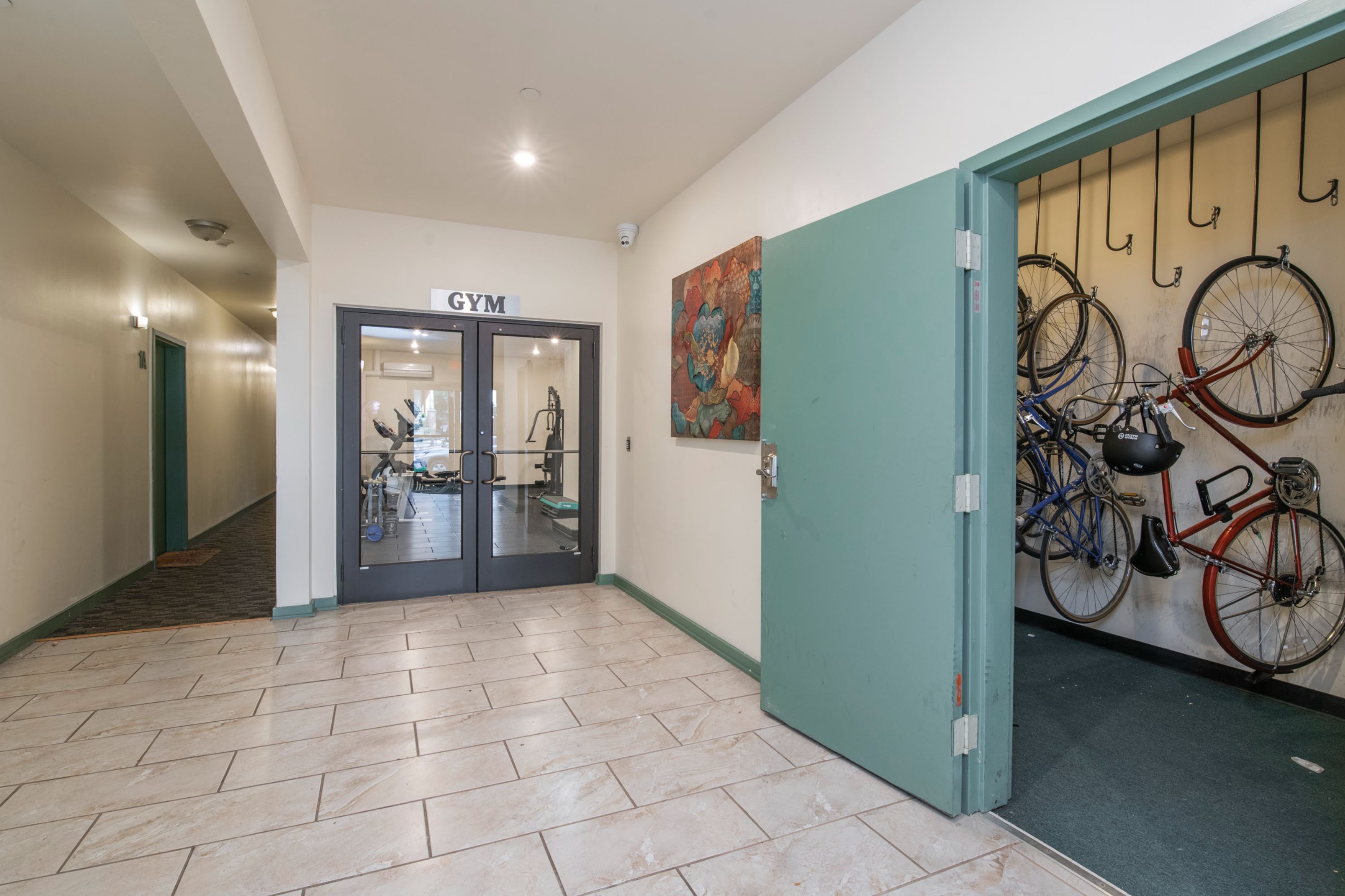 245-47 S 45TH ST Unit 2D