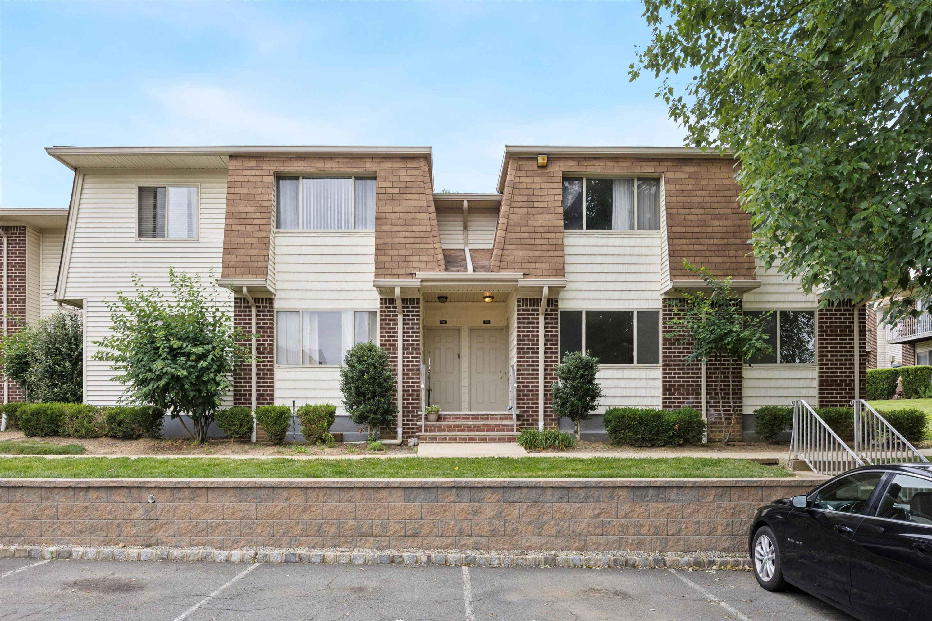 511 Bradley Ct