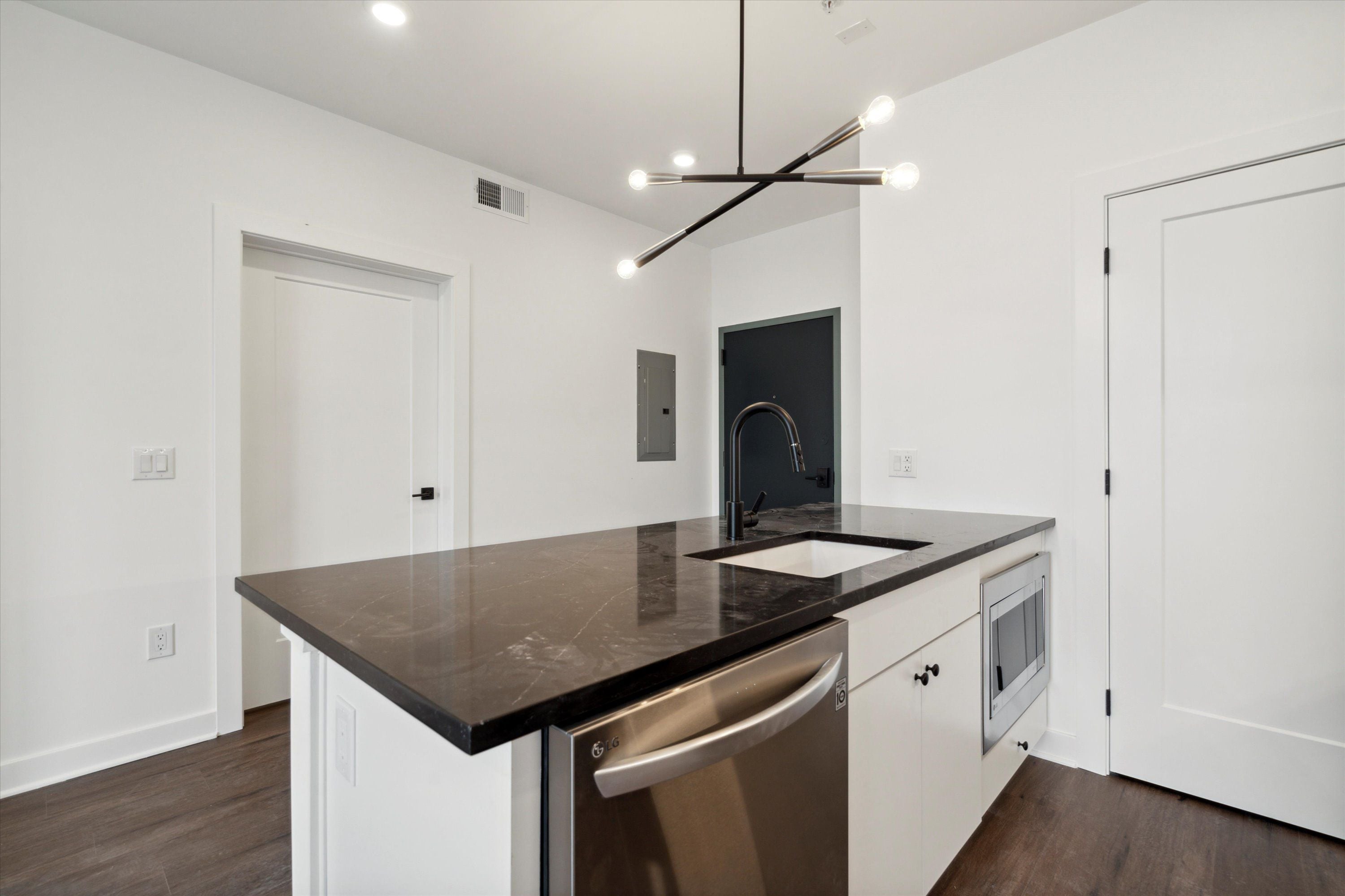 2636 E YORK ST Unit 408