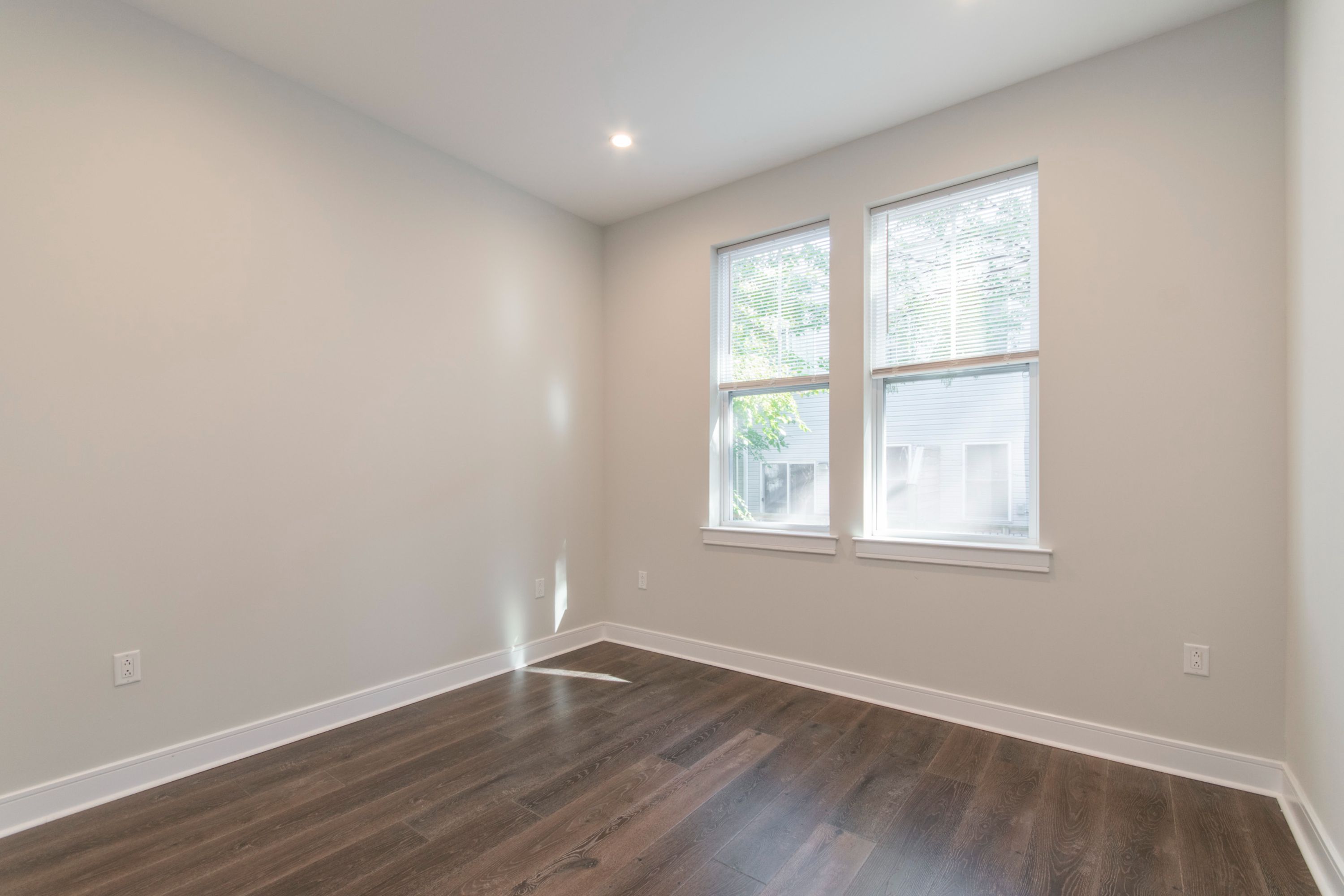 1229 N Franklin ST Unit 4