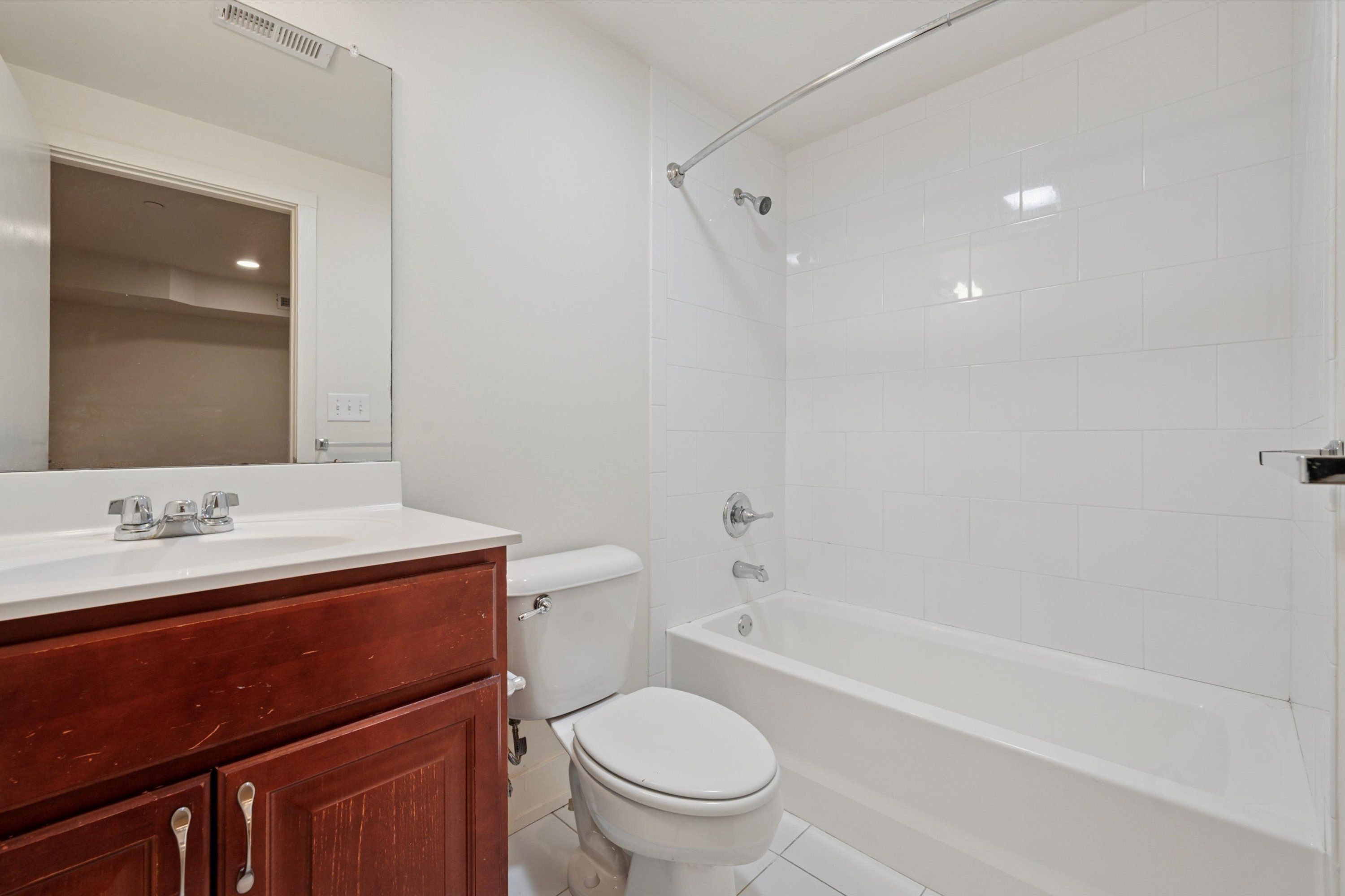 1509 MASTER ST Unit 1
