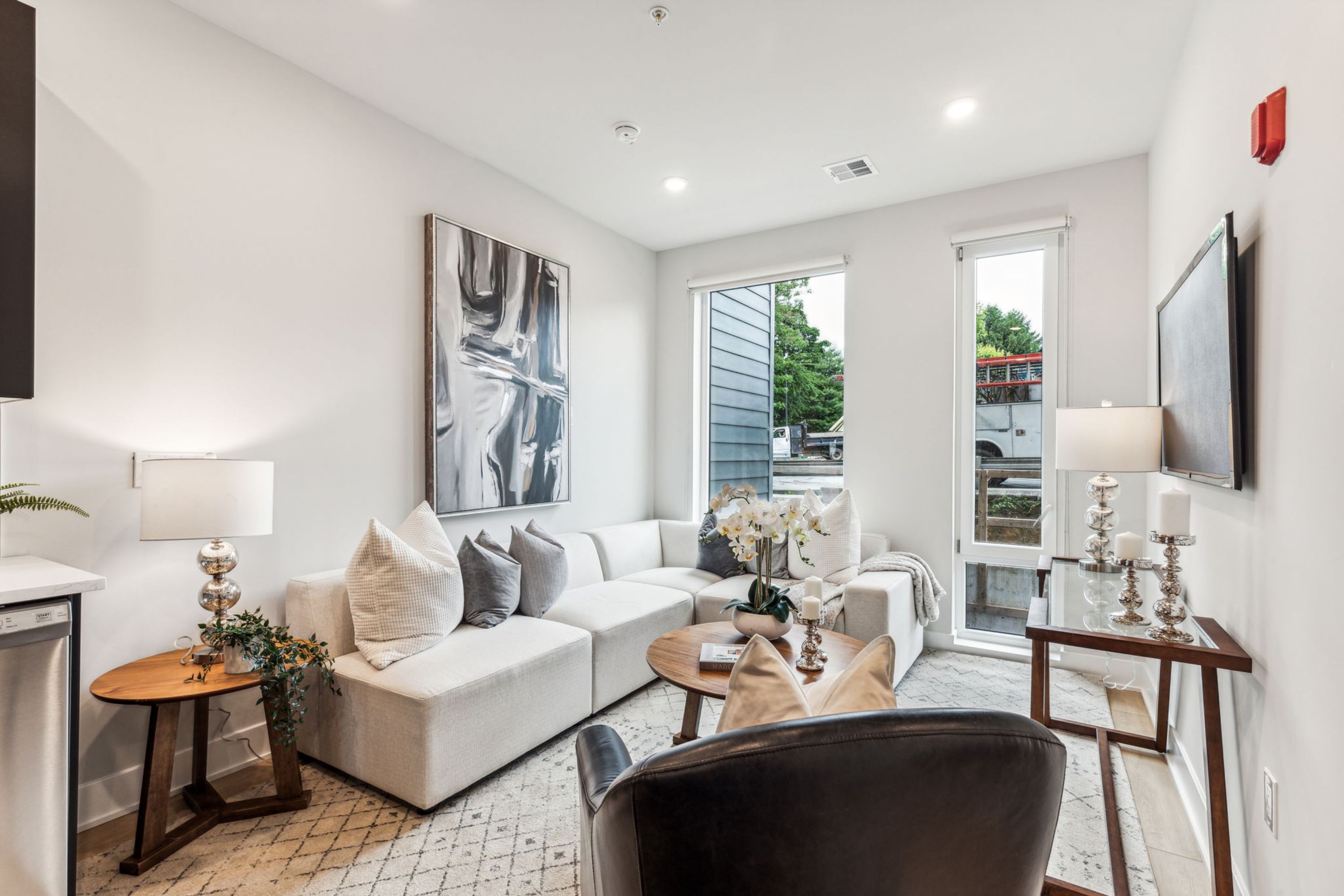 6910 Ridge Avenue Unit 102