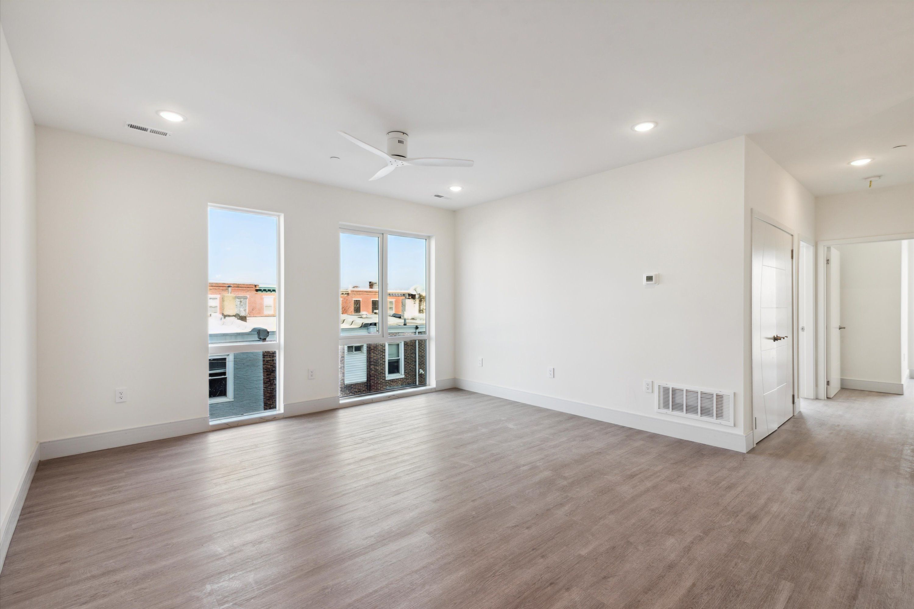 1221 E Fletcher St Unit 212