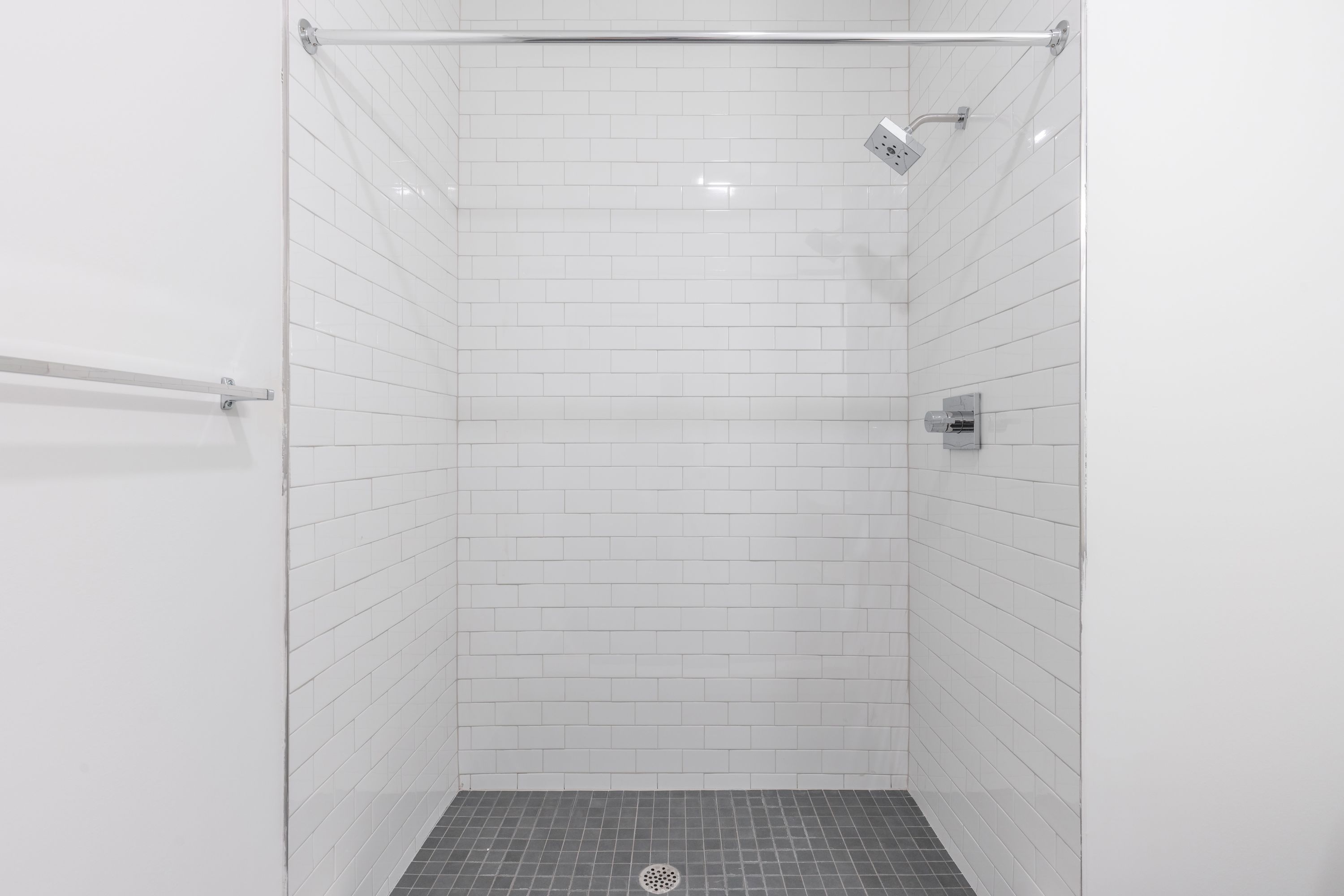 1519 Ridge Ave Unit 403
