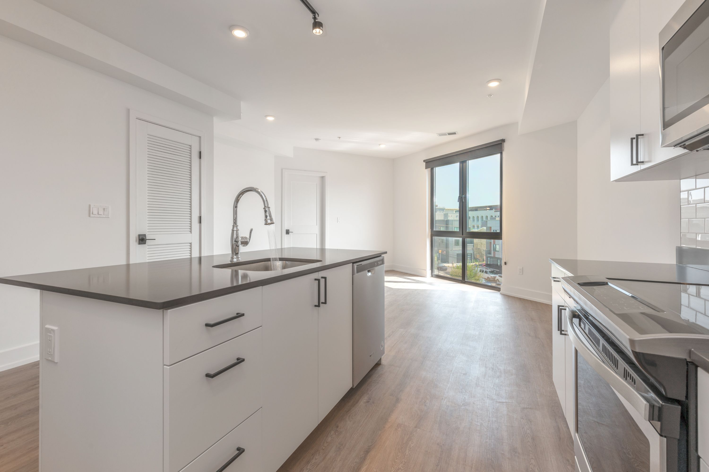 1519 Ridge Ave Unit 301