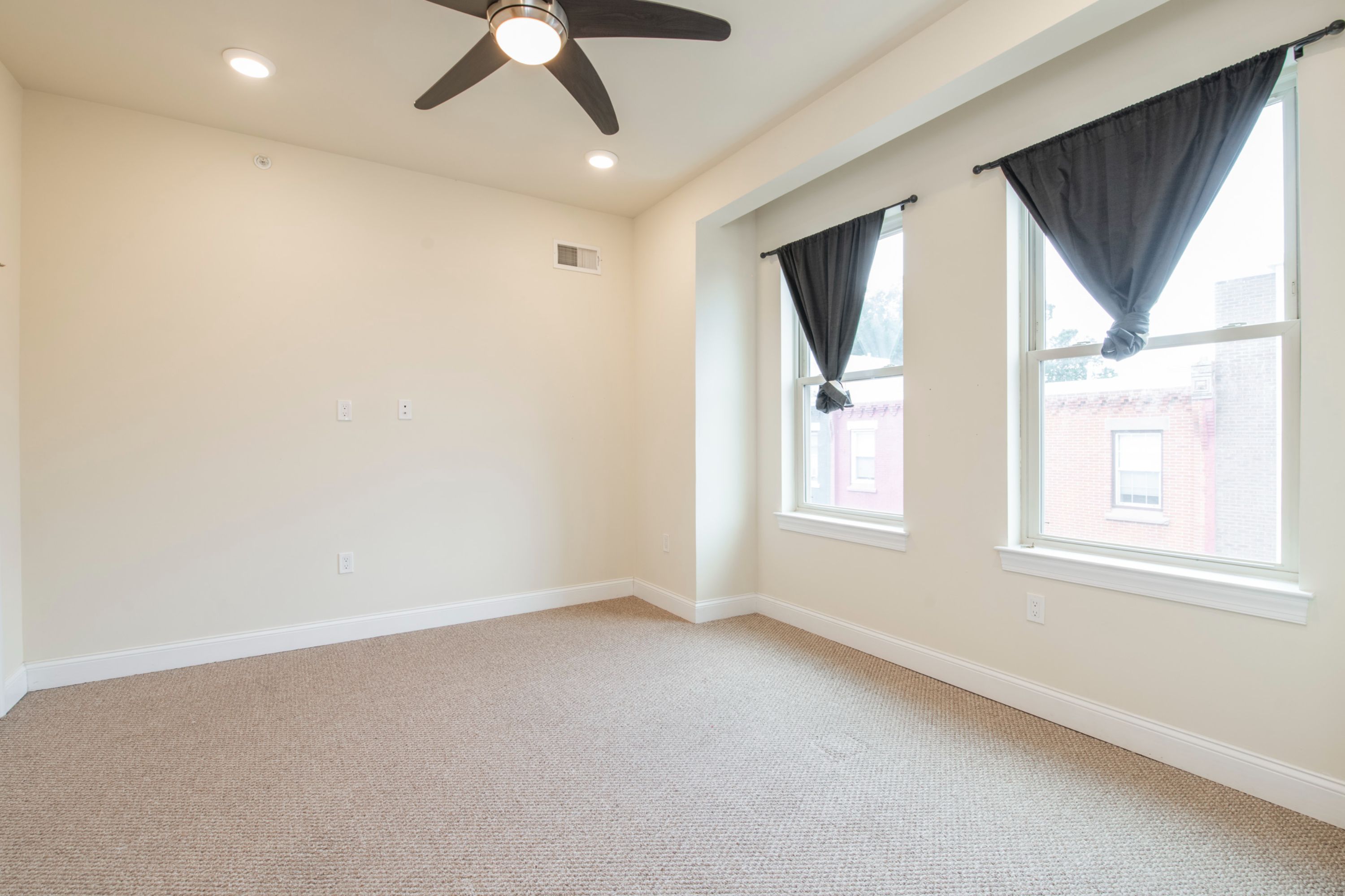 1825 N BOUVIER ST Unit B 1825 N BOUVIER ST Unit B