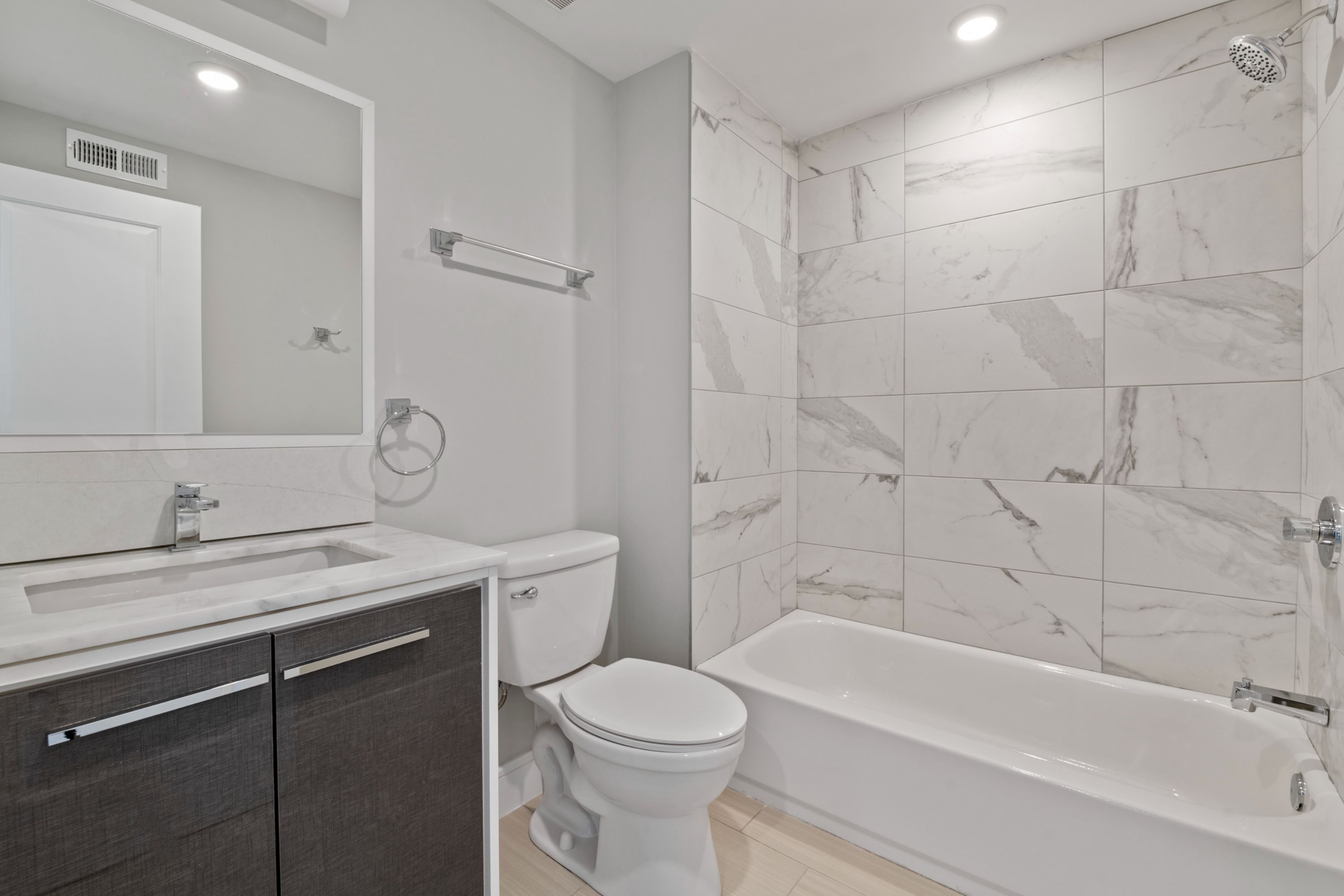 1633 N 2nd St Unit 401PH