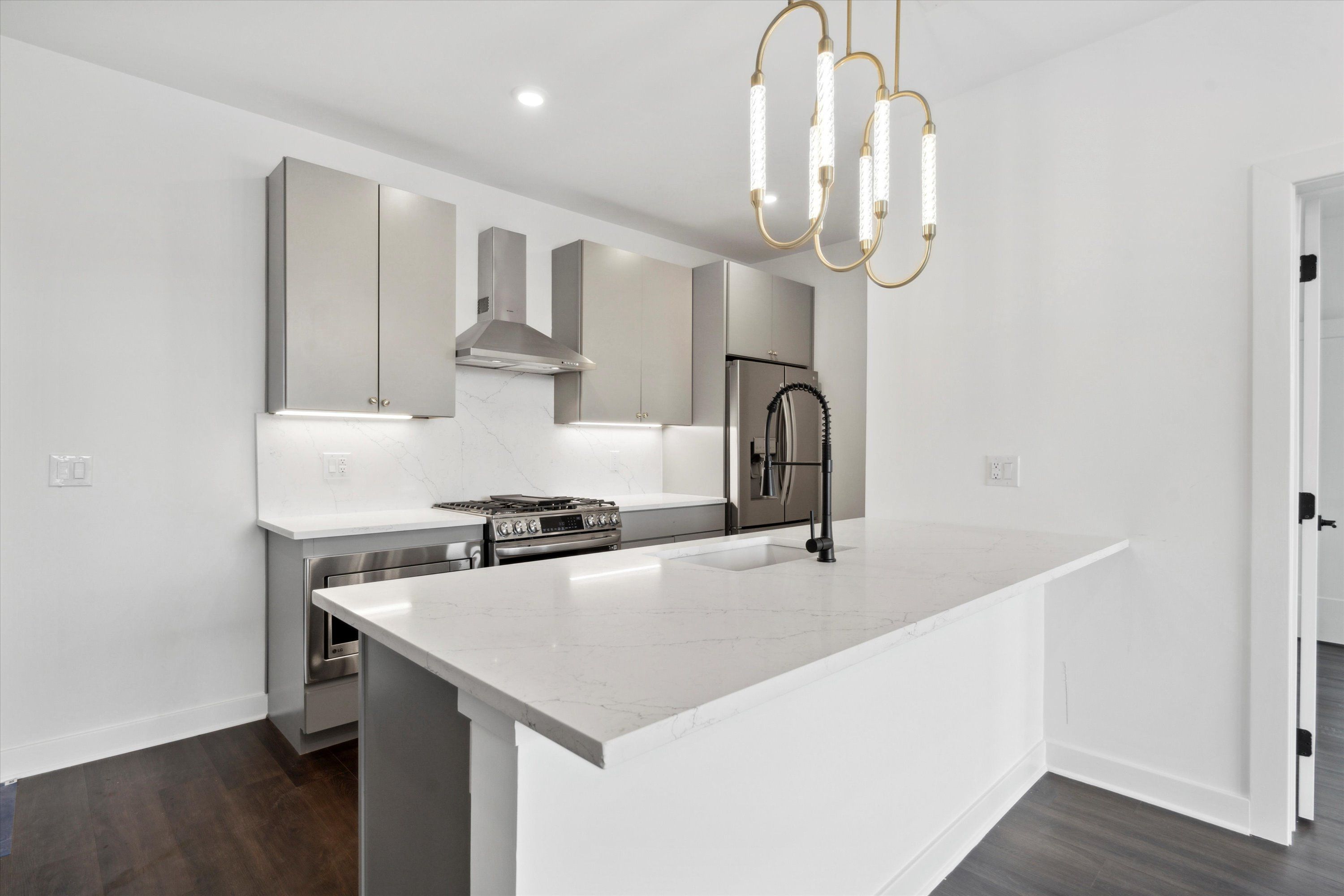 2636 E YORK ST Unit 406