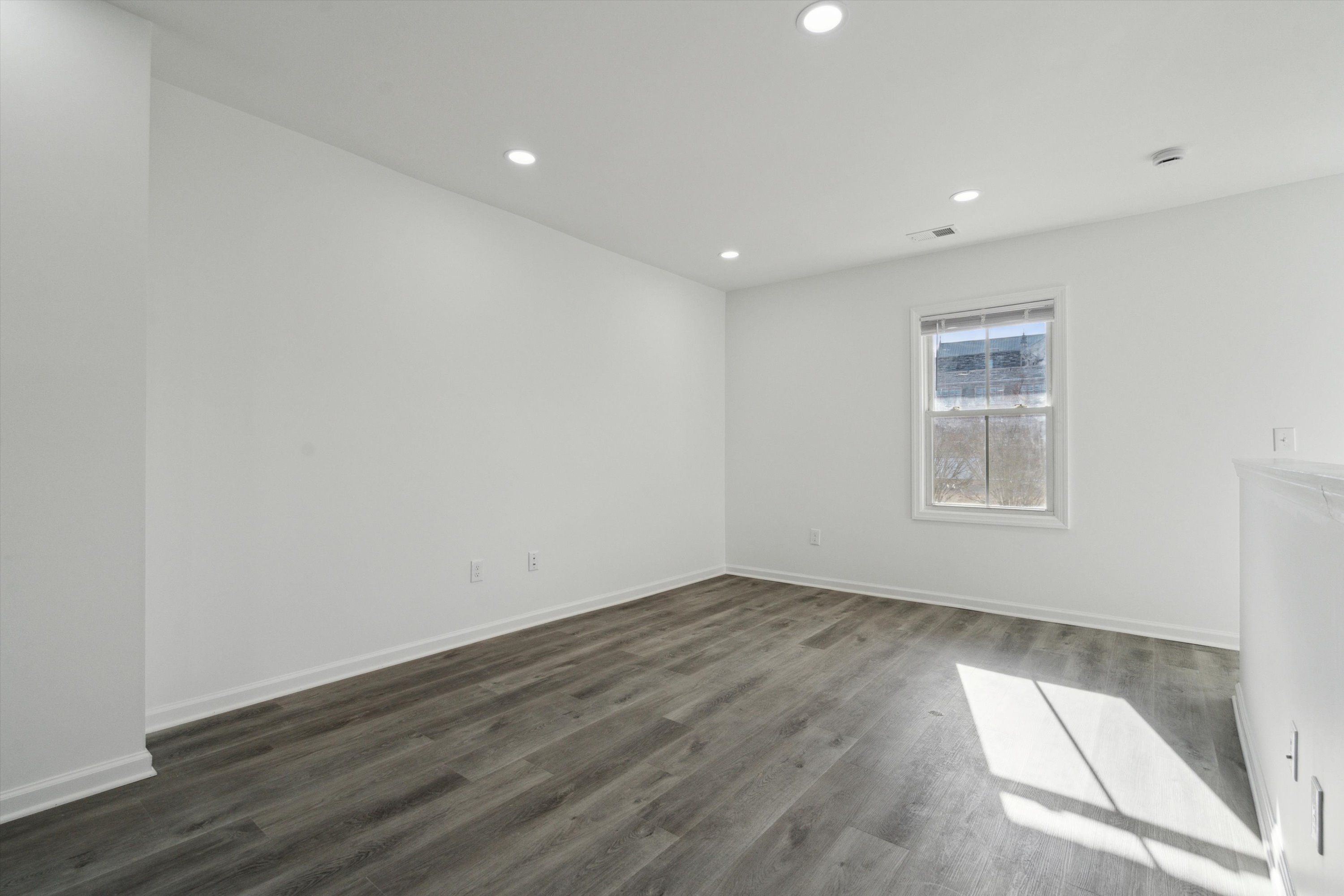 146 NASSAU ST Unit 3
