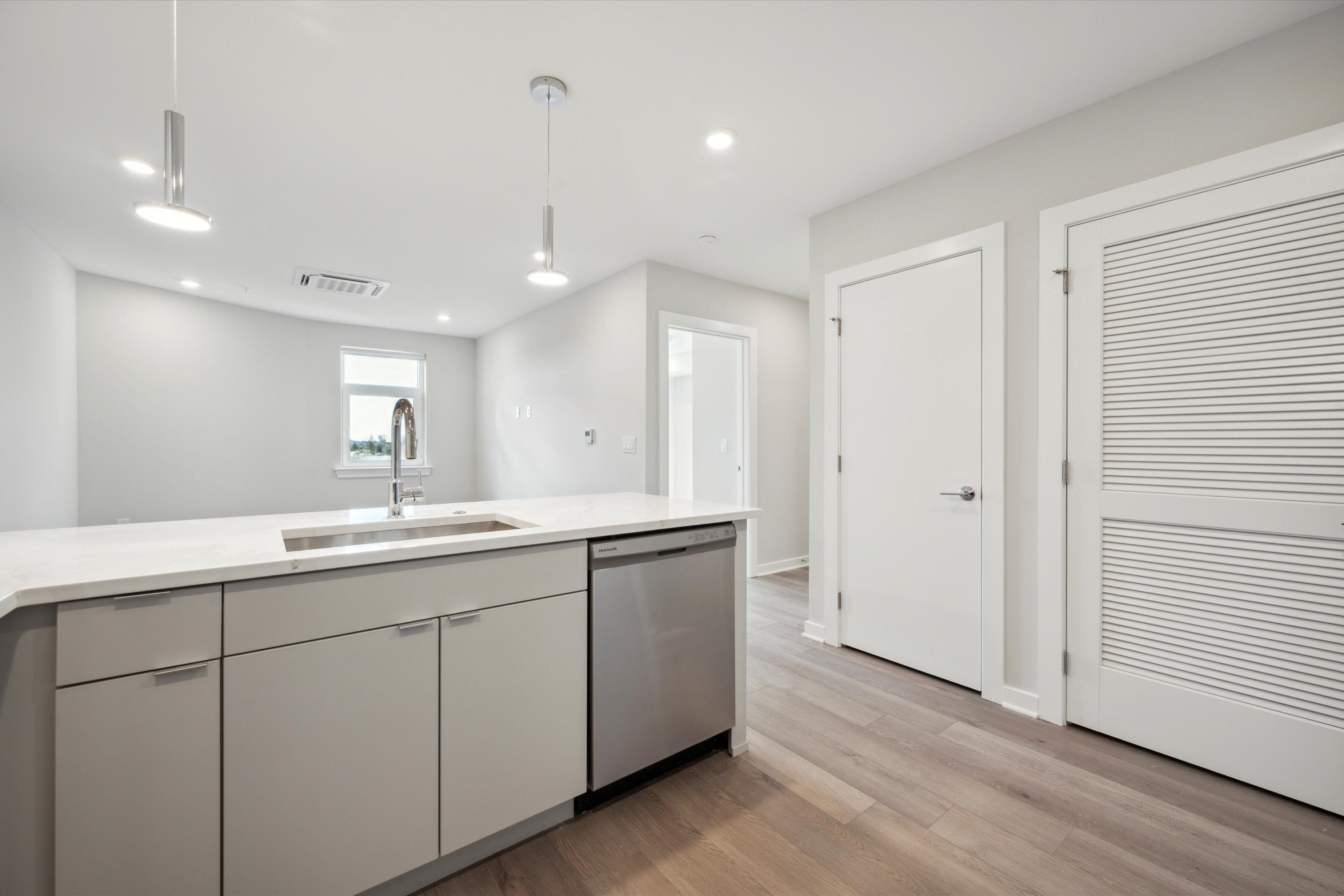 3449 SCOTTS LANE Unit B412