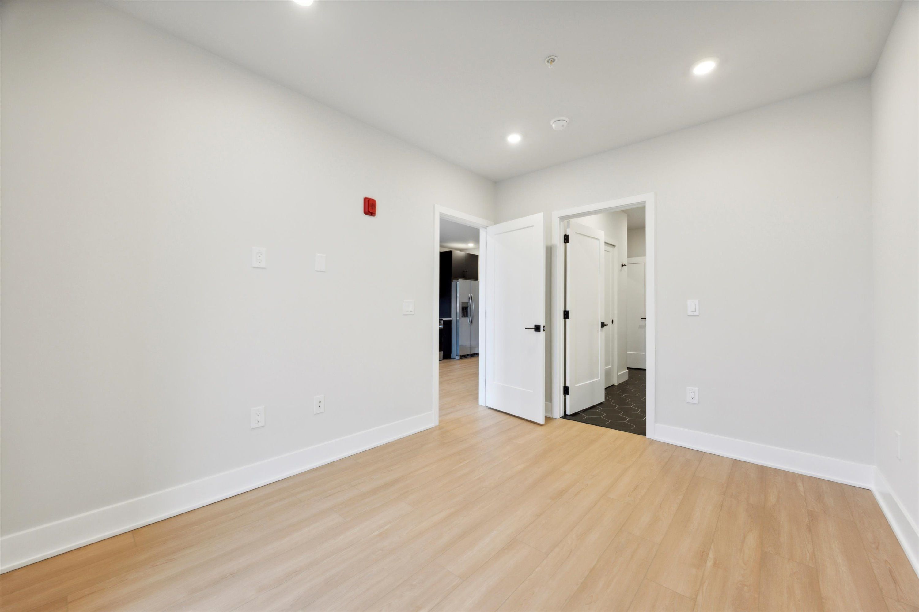 6910 Ridge Avenue Unit 319