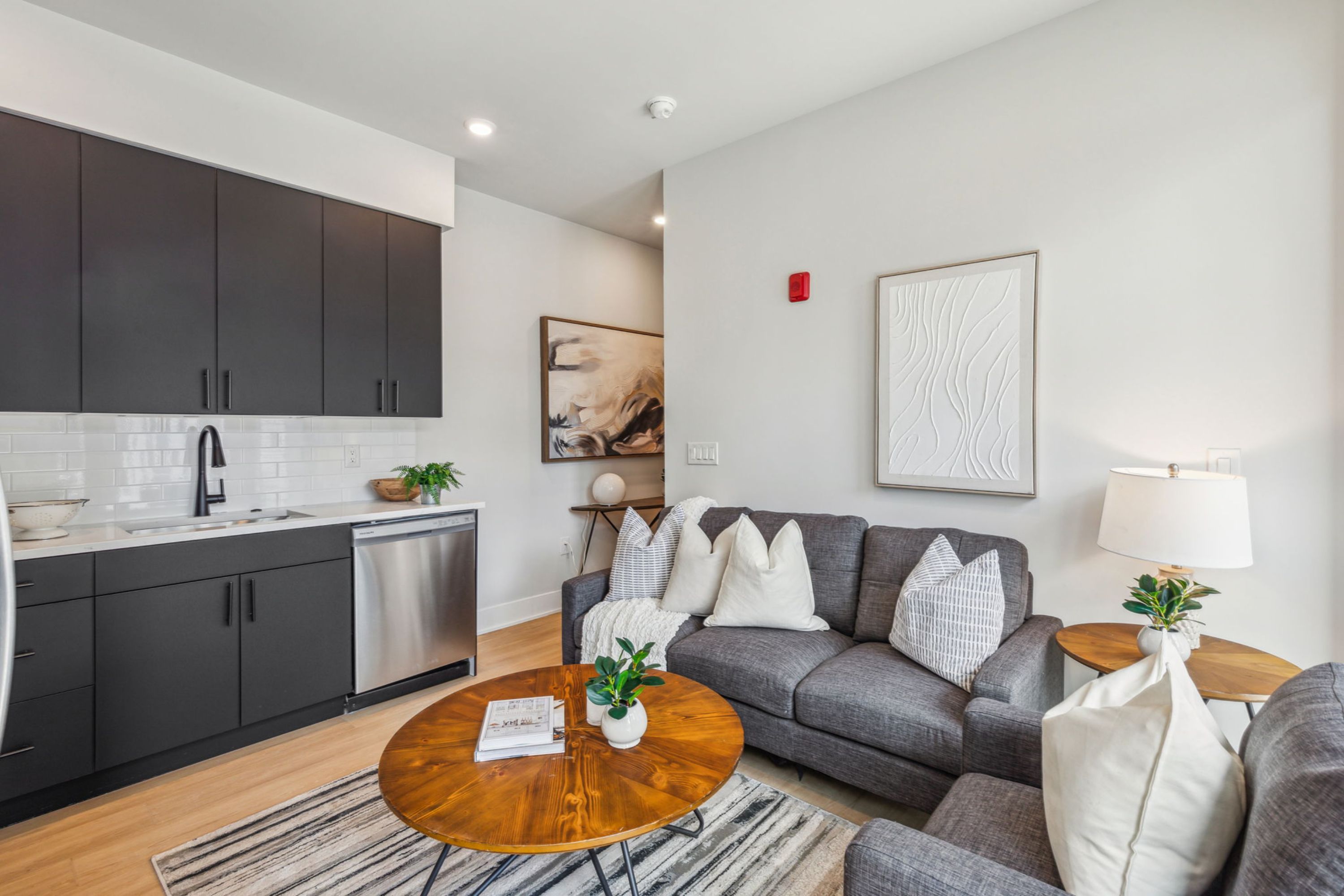 6910 Ridge Avenue Unit 205