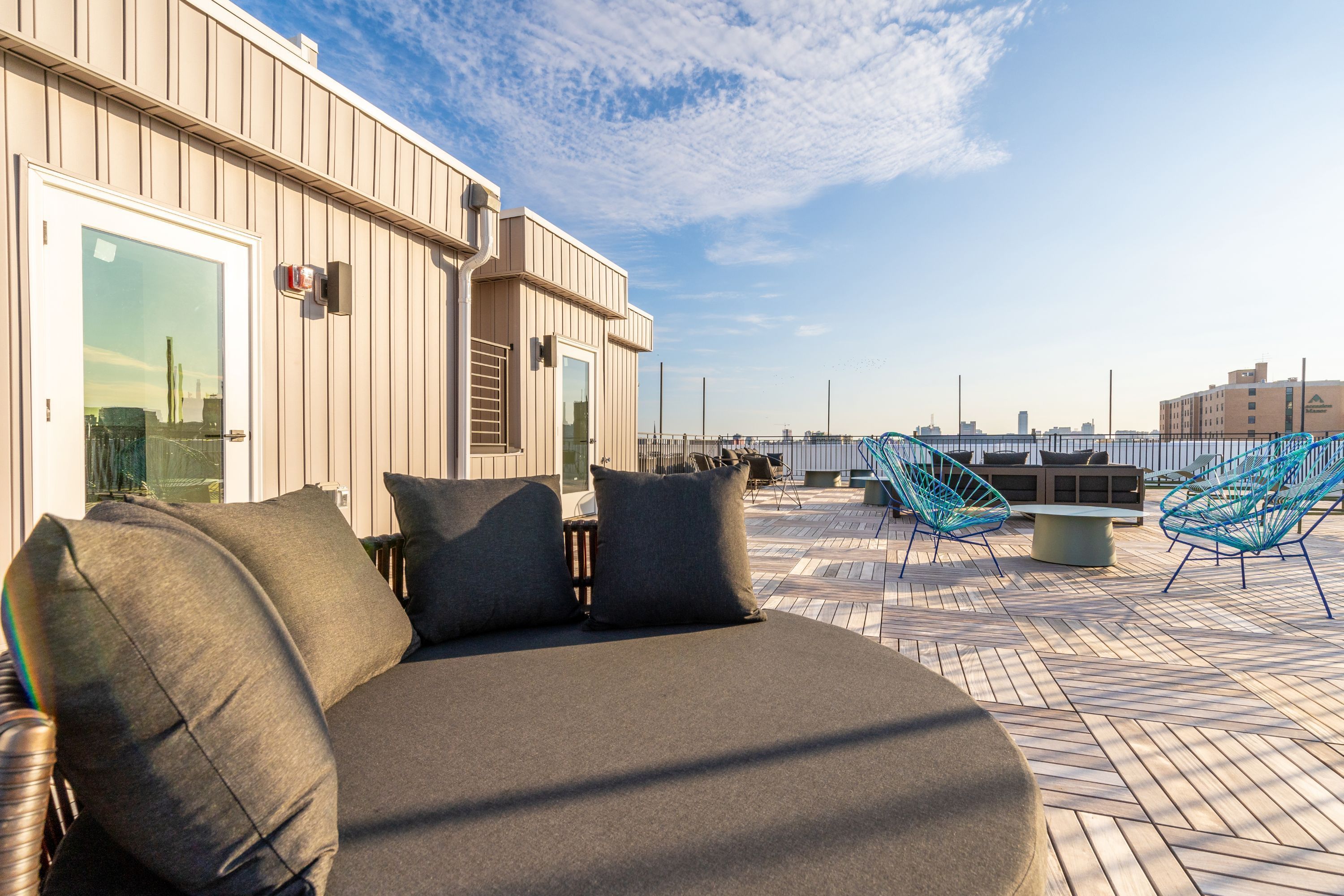 629 W GIRARD AVE Unit 307