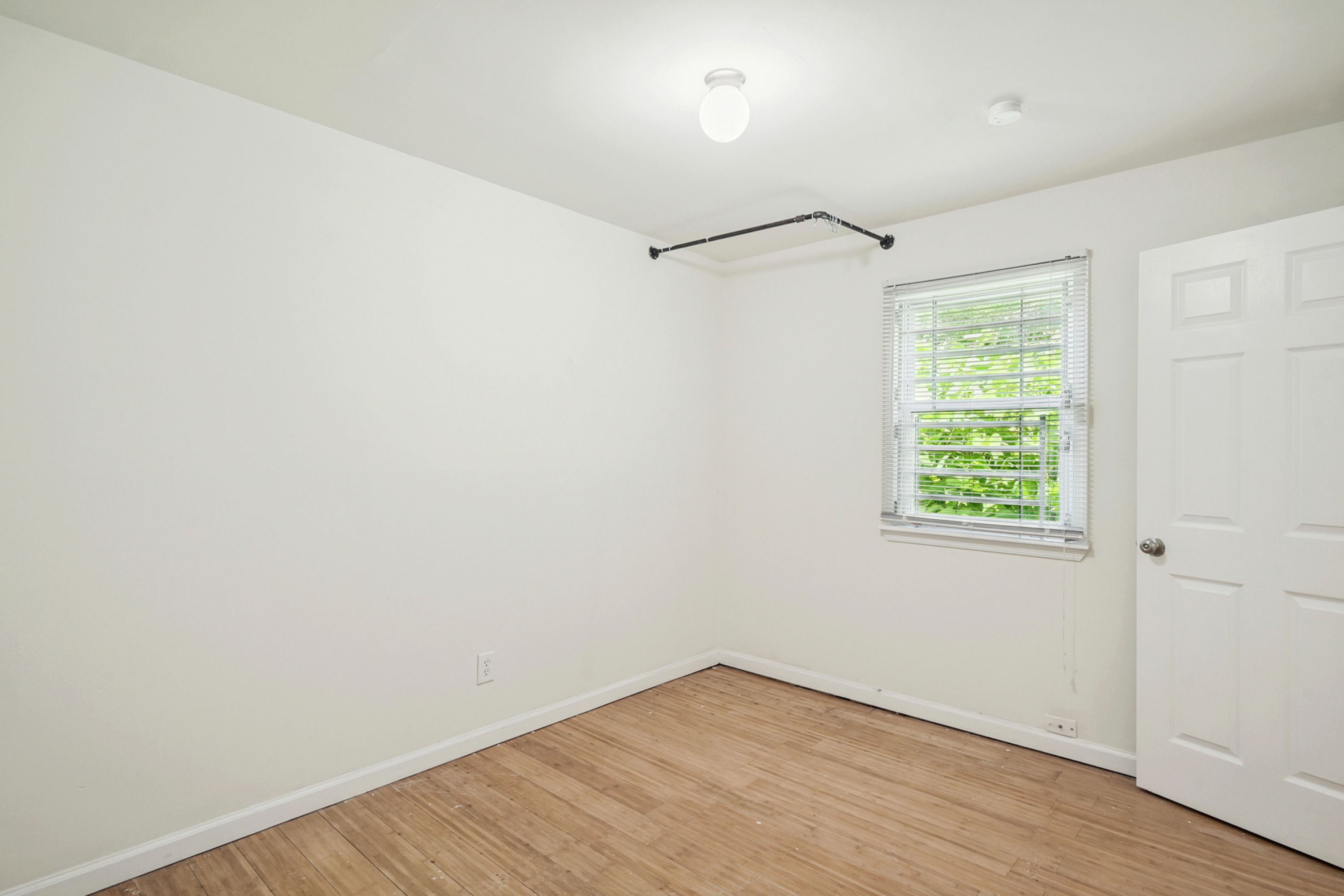 1616 WILLINGTON ST Unit 1