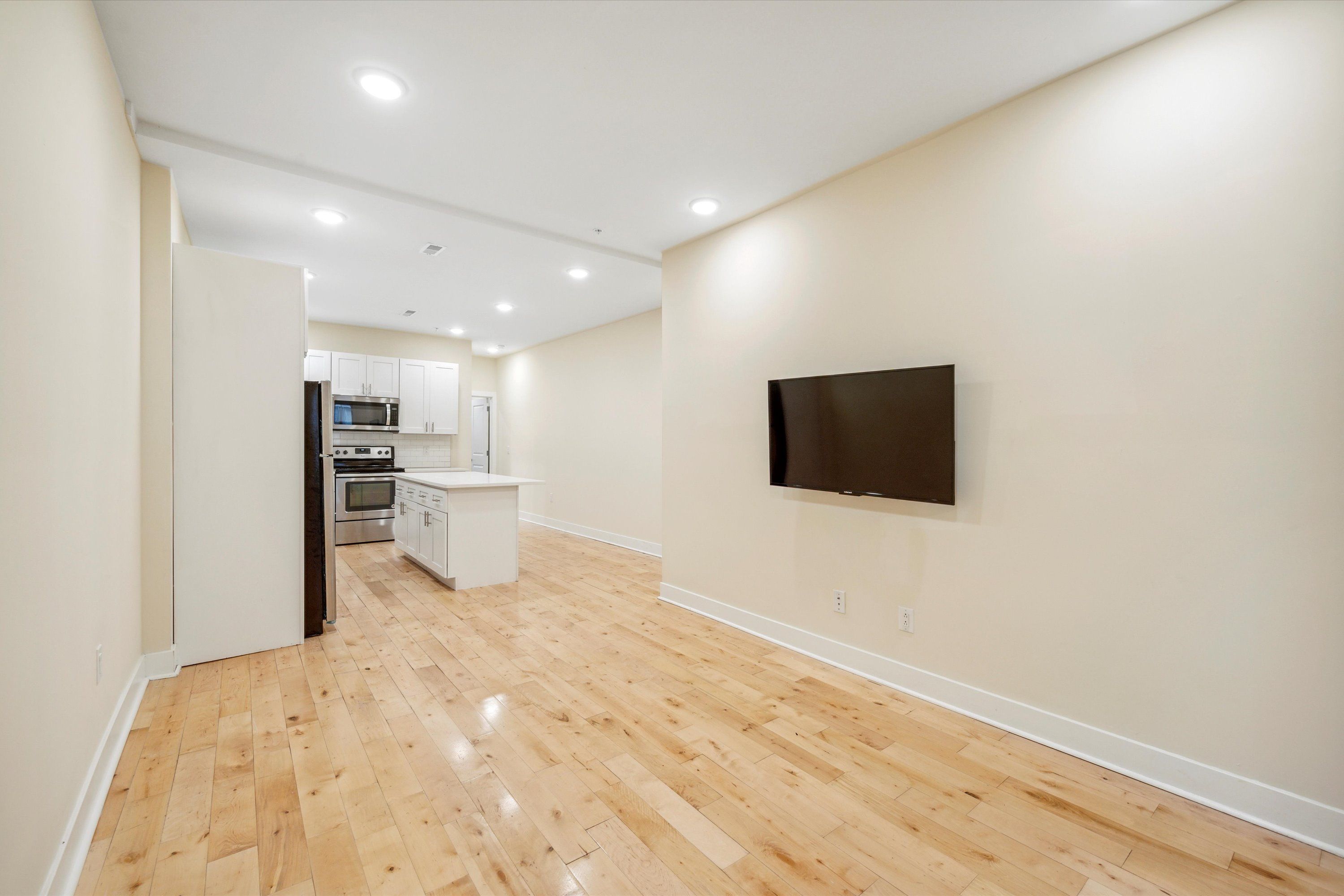 1945 N GRATZ ST Unit 2