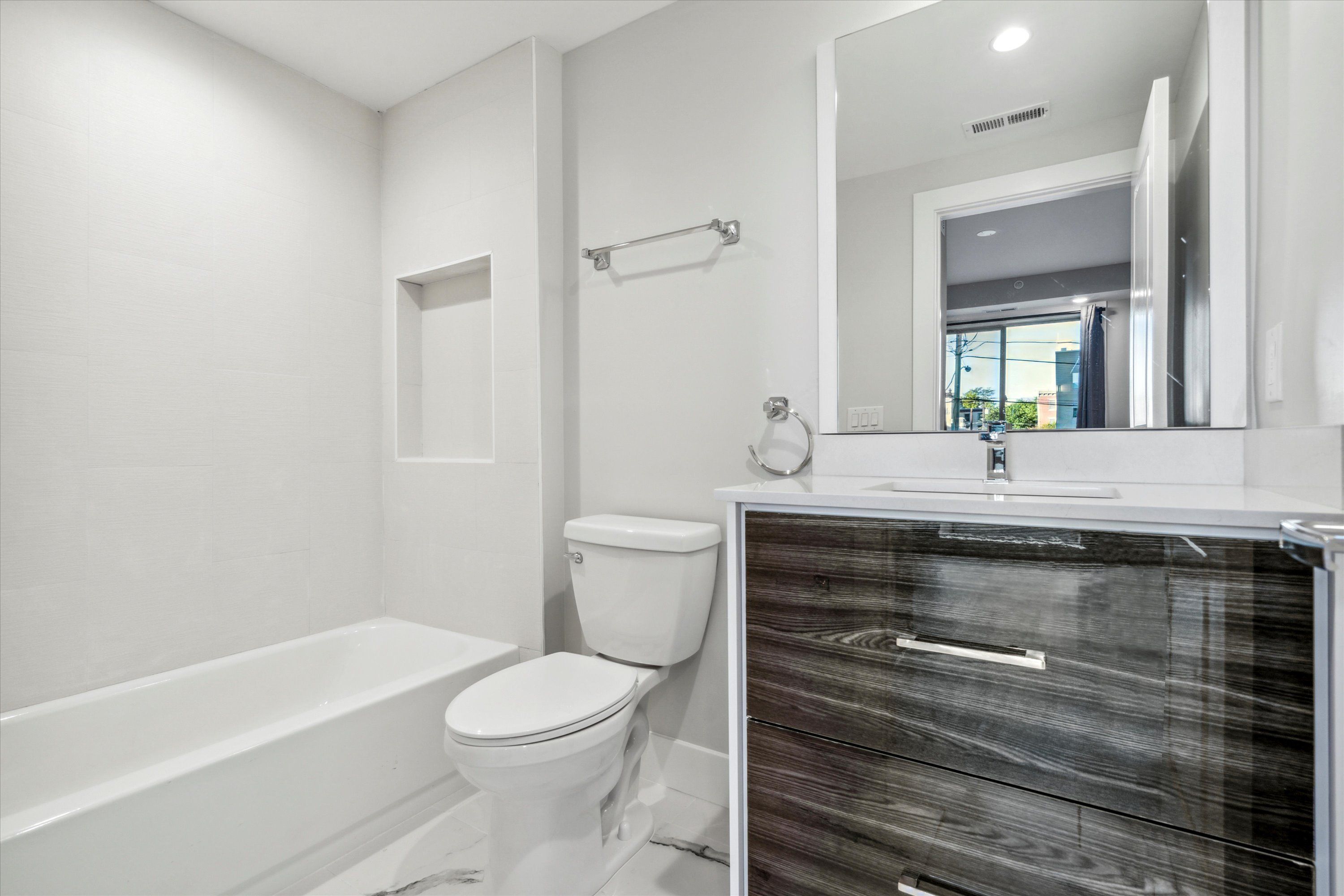 1223 N 7th St Unit 105