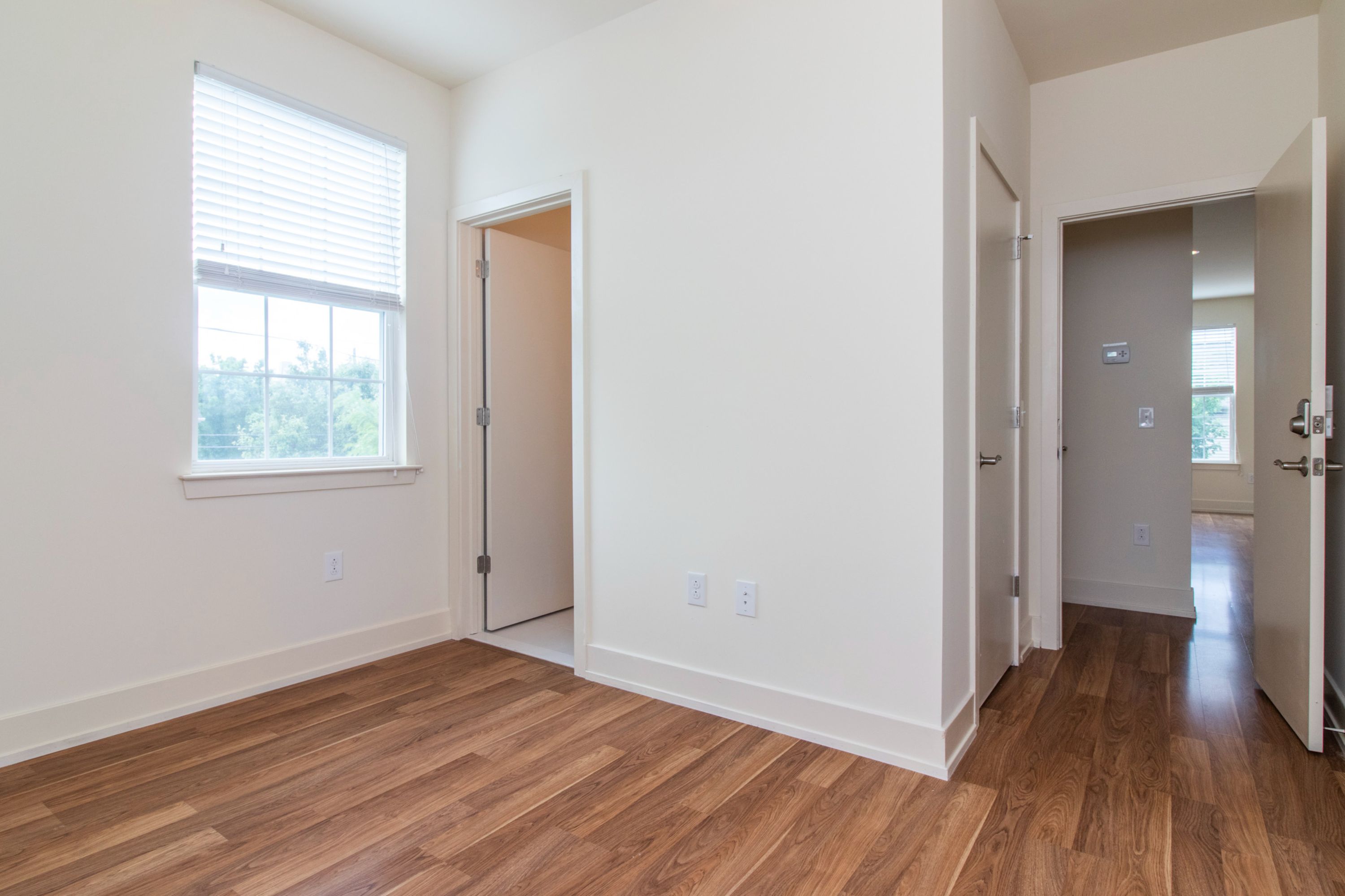 1904 N MARSHALL ST Unit 2
