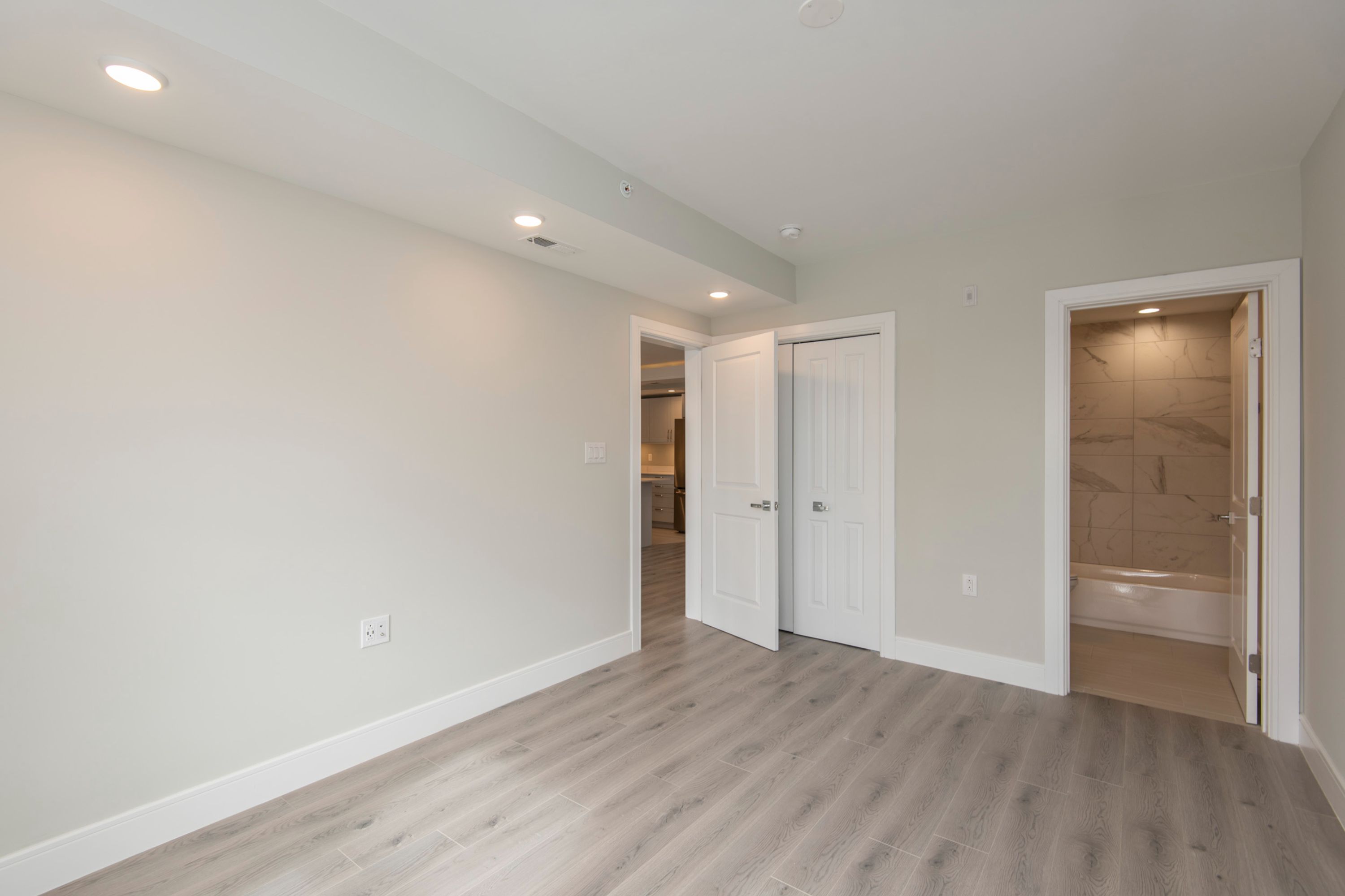 1133 E COLUMBIA AVE Unit 302