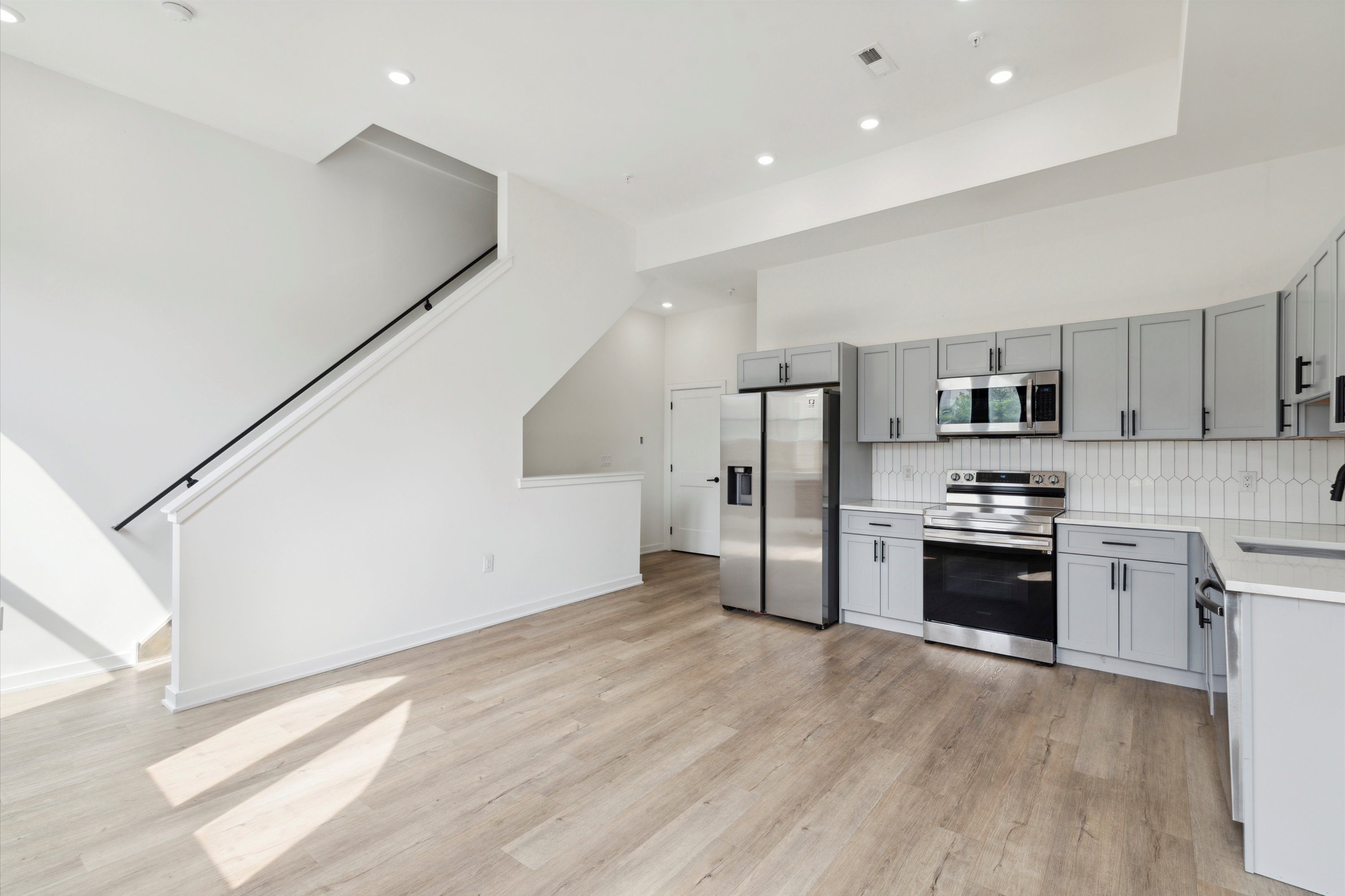1535 N Sydenham ST Unit B