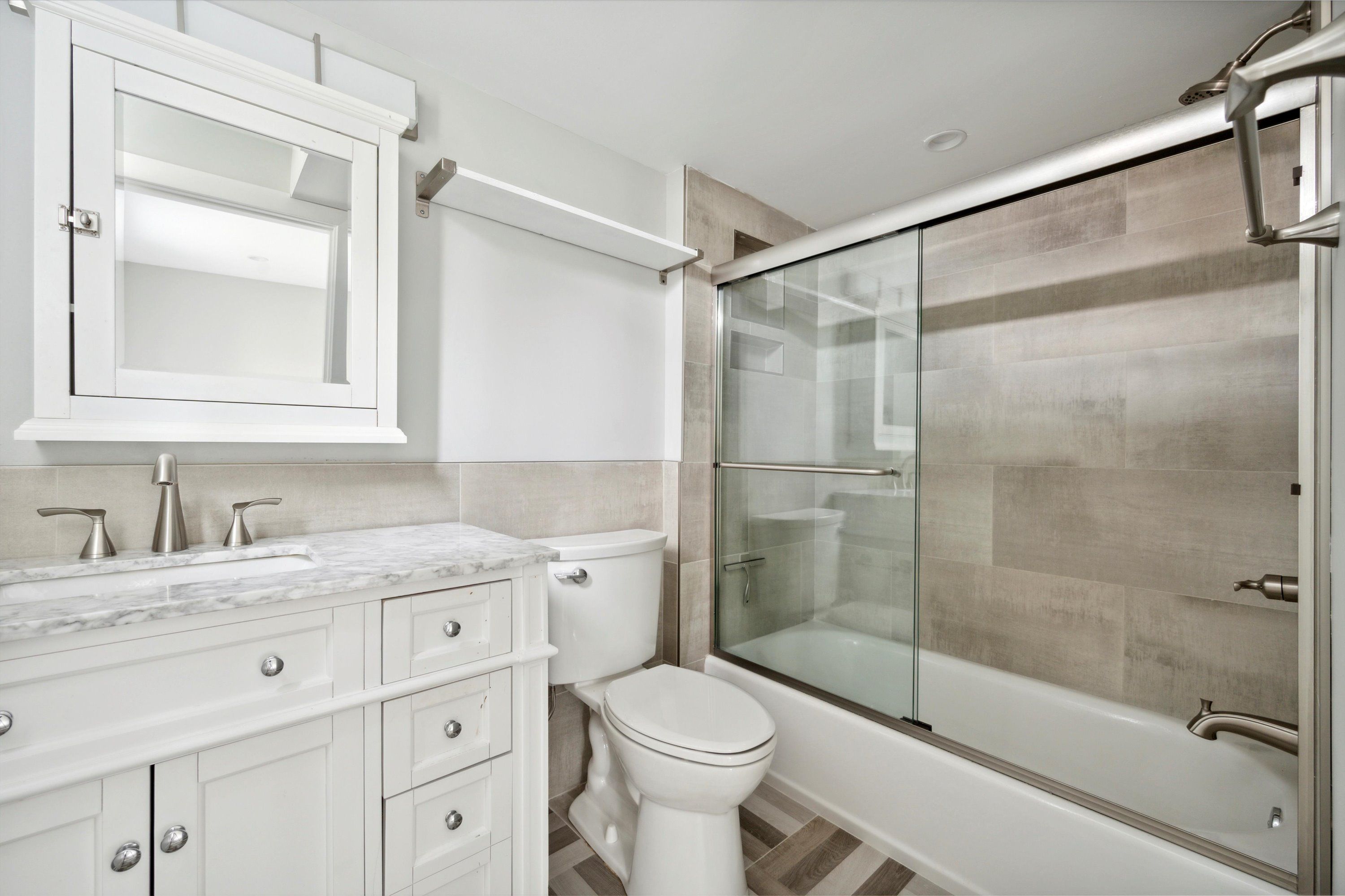 3834 BARING ST Unit 201